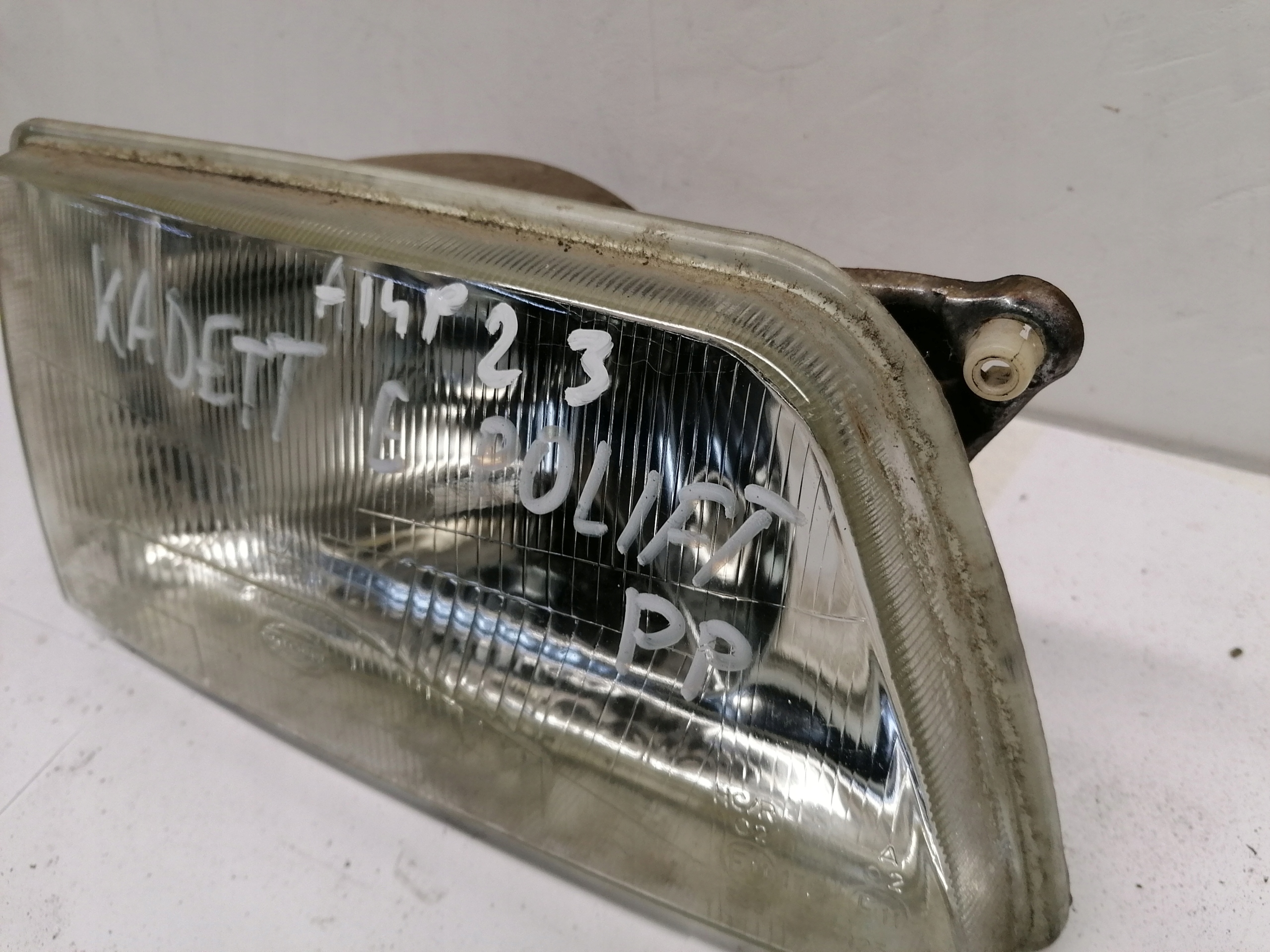 Licht rechts vorne OPEL KADETT E polift
