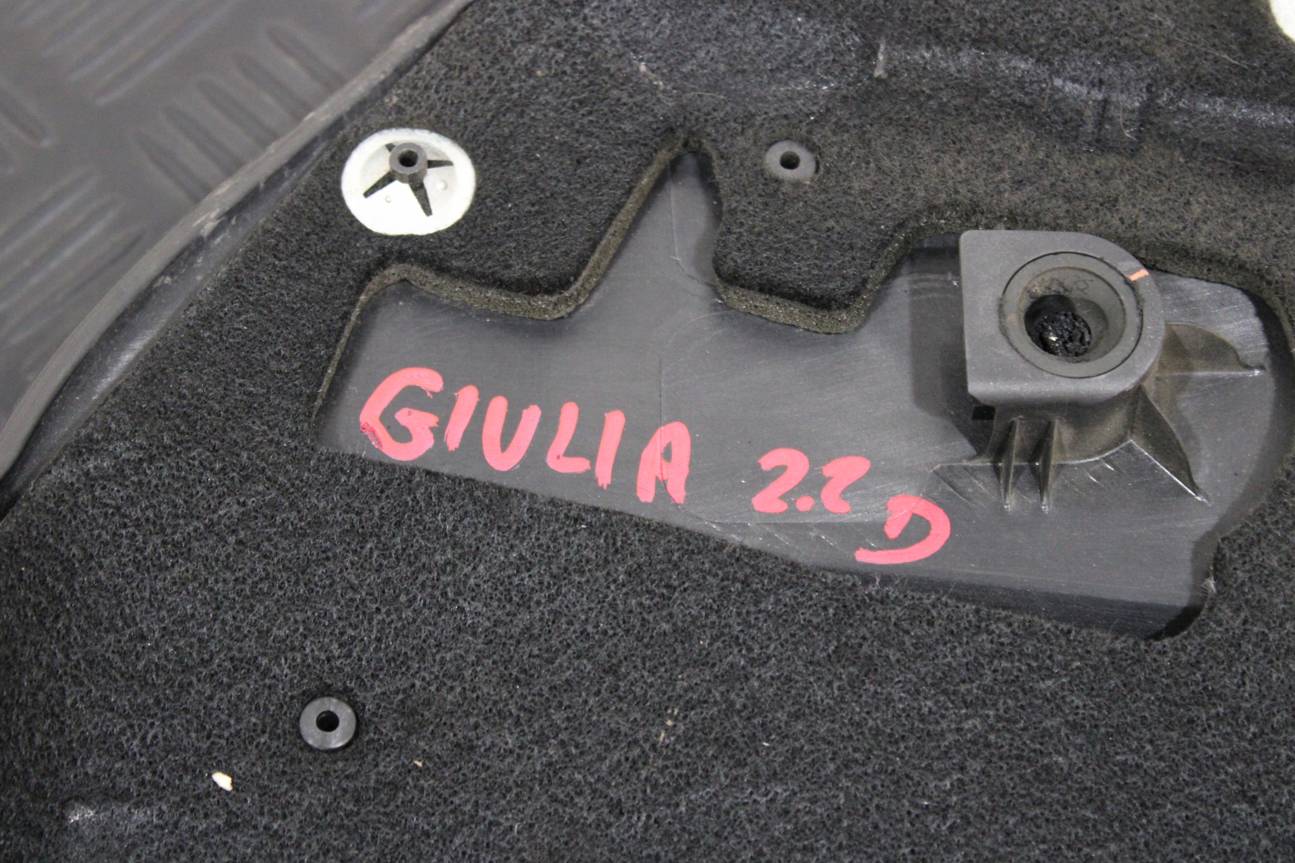 cover for engine 55277996 ALFA ROMEO GIULIA 2,2D
