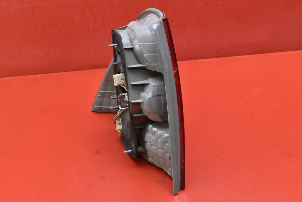 light right rear part rear TOYOTA COROLLA E12 sedan 00-08