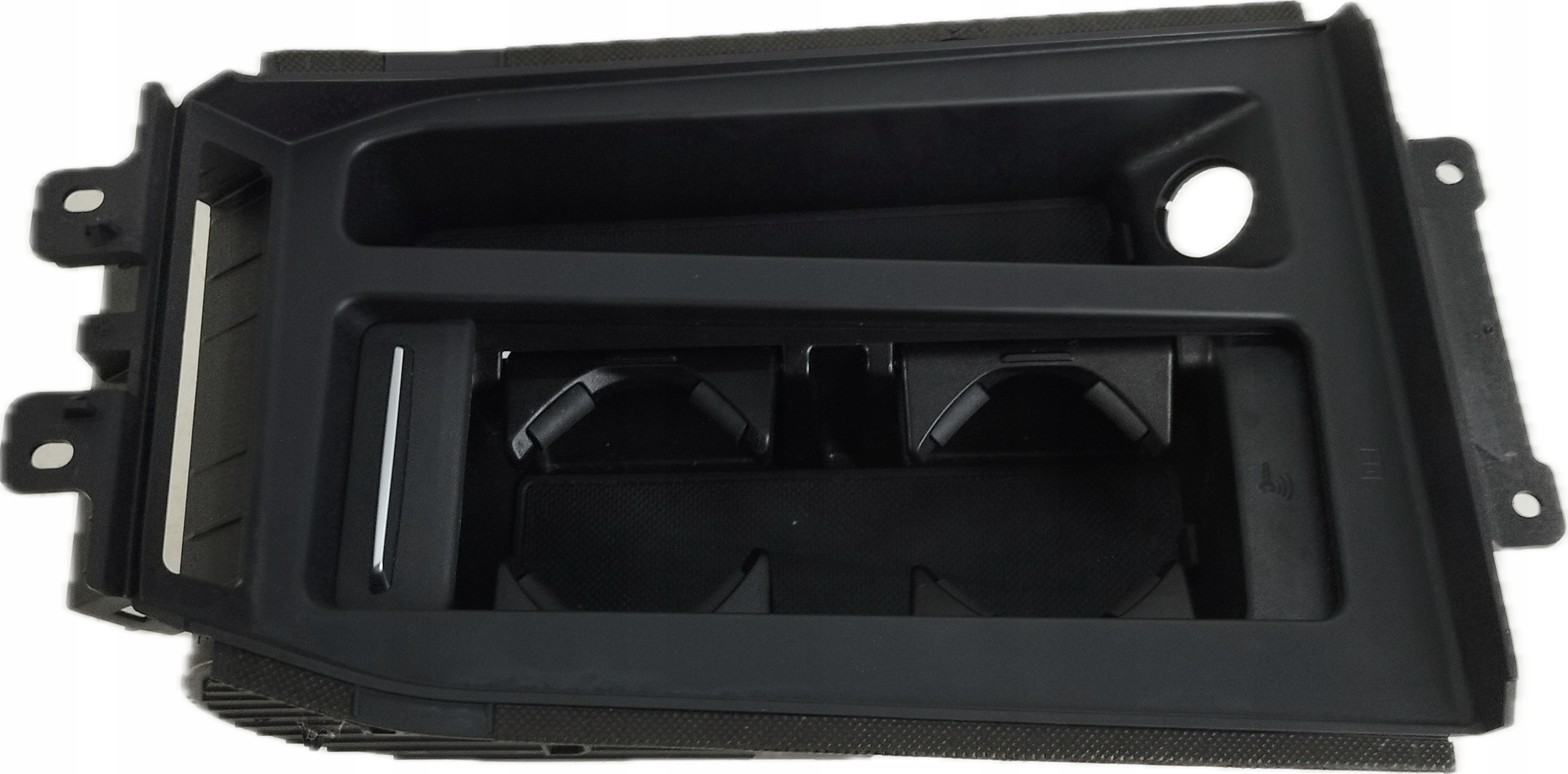AUDI E-TRON passenger compartment bracket for KUBKI 4KE862533D