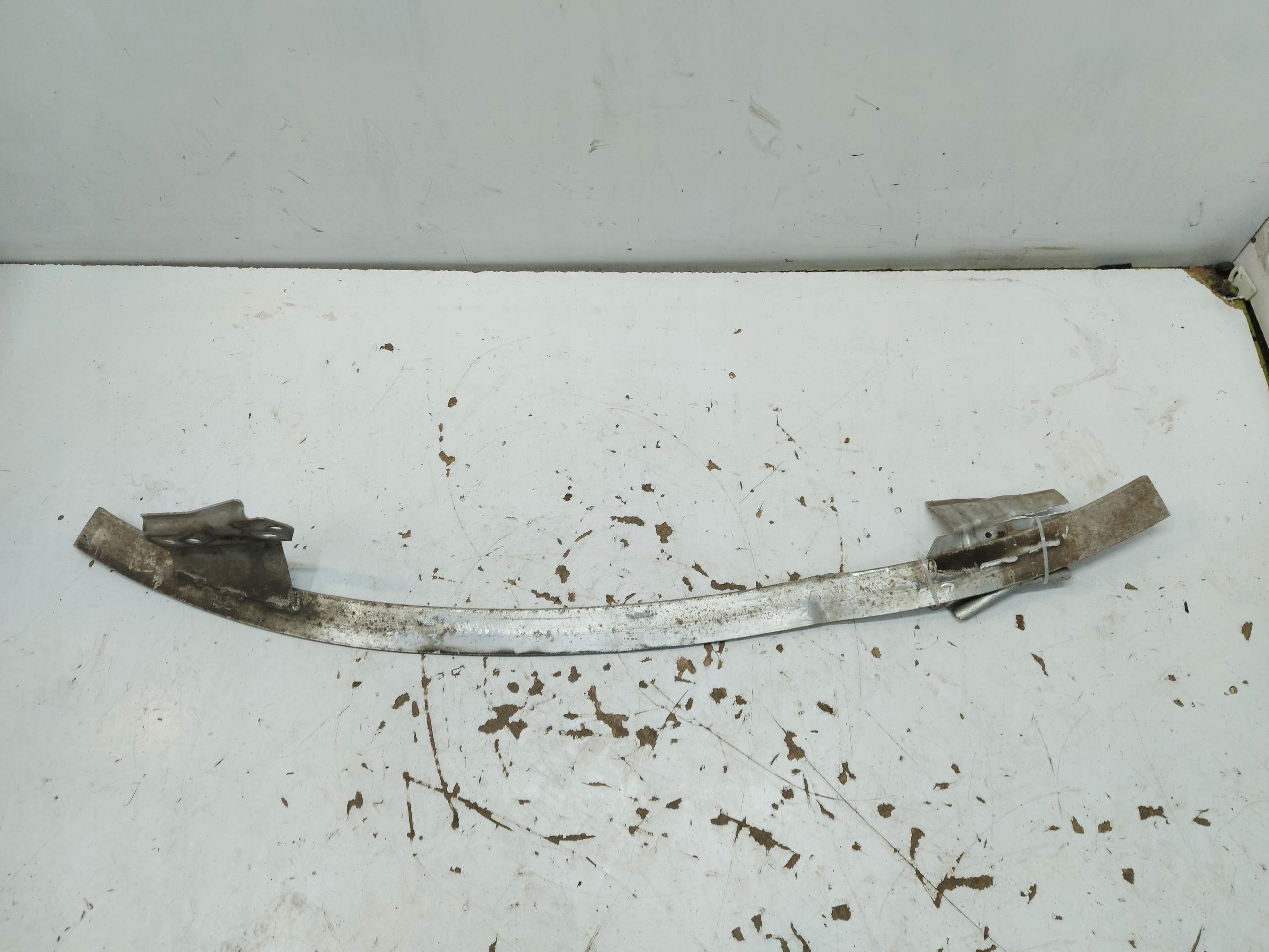 TESLA 3 III pillar of a bumper front lower 1084894-00-B