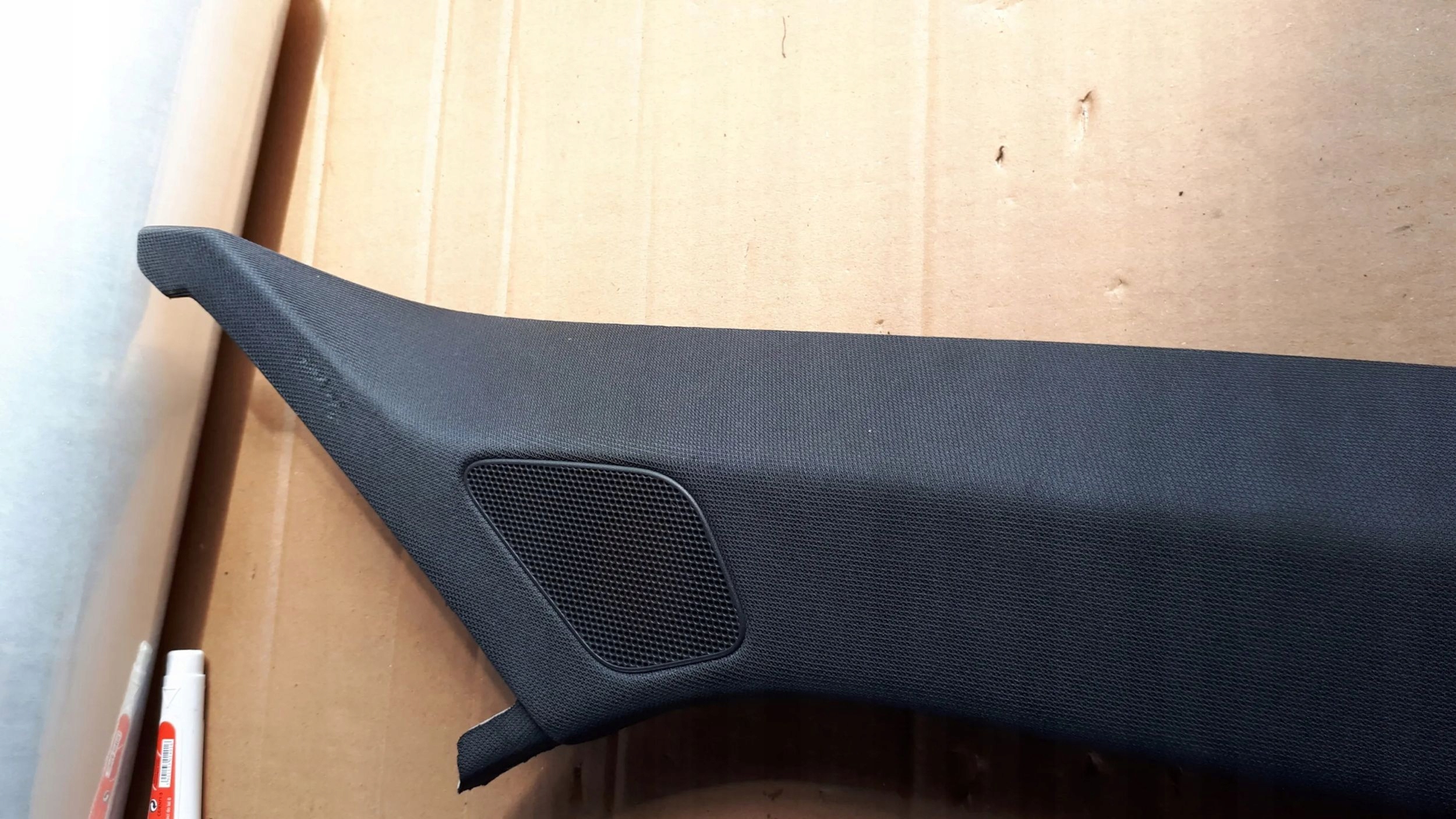 A3 8Y cover SLUPKA right right front SLINE
