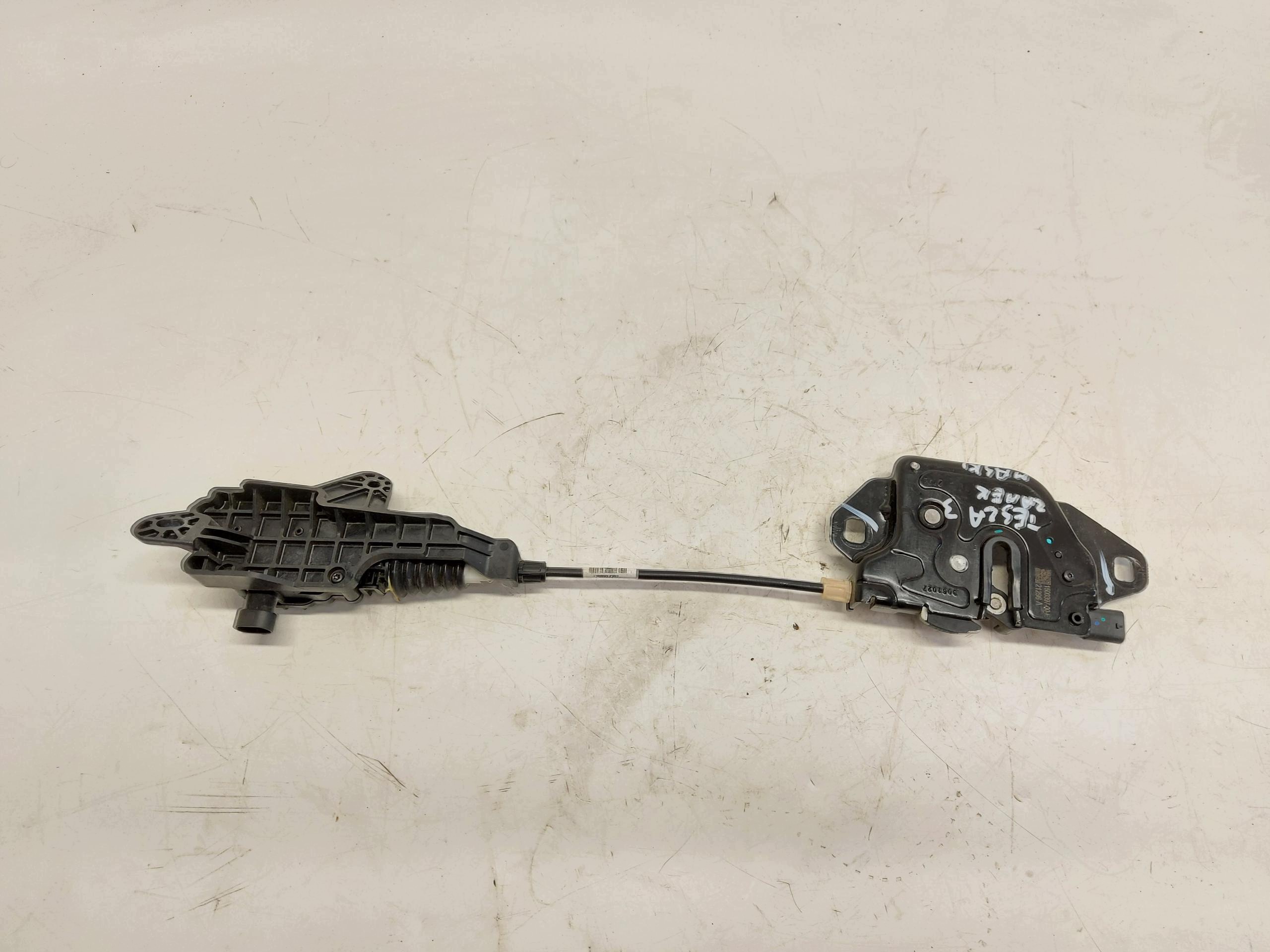 TESLA MODEL 3 2022r bonnet latch lock front 1500397-00-E