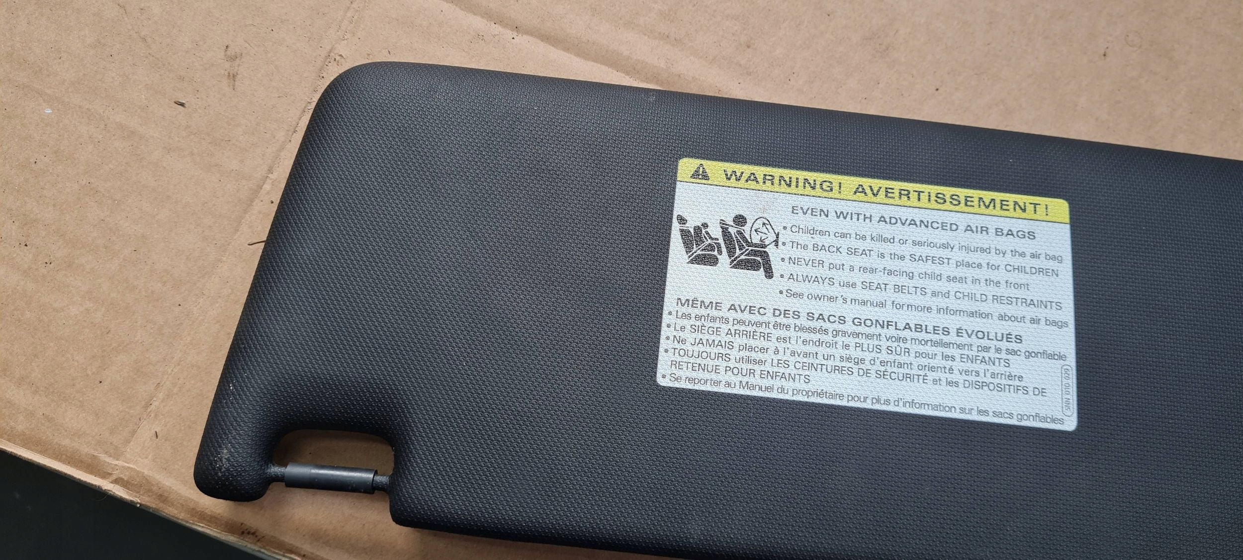 Q3 83A cover PRZECIWSLONECZNA visor right right front SLINE 83A857552F
