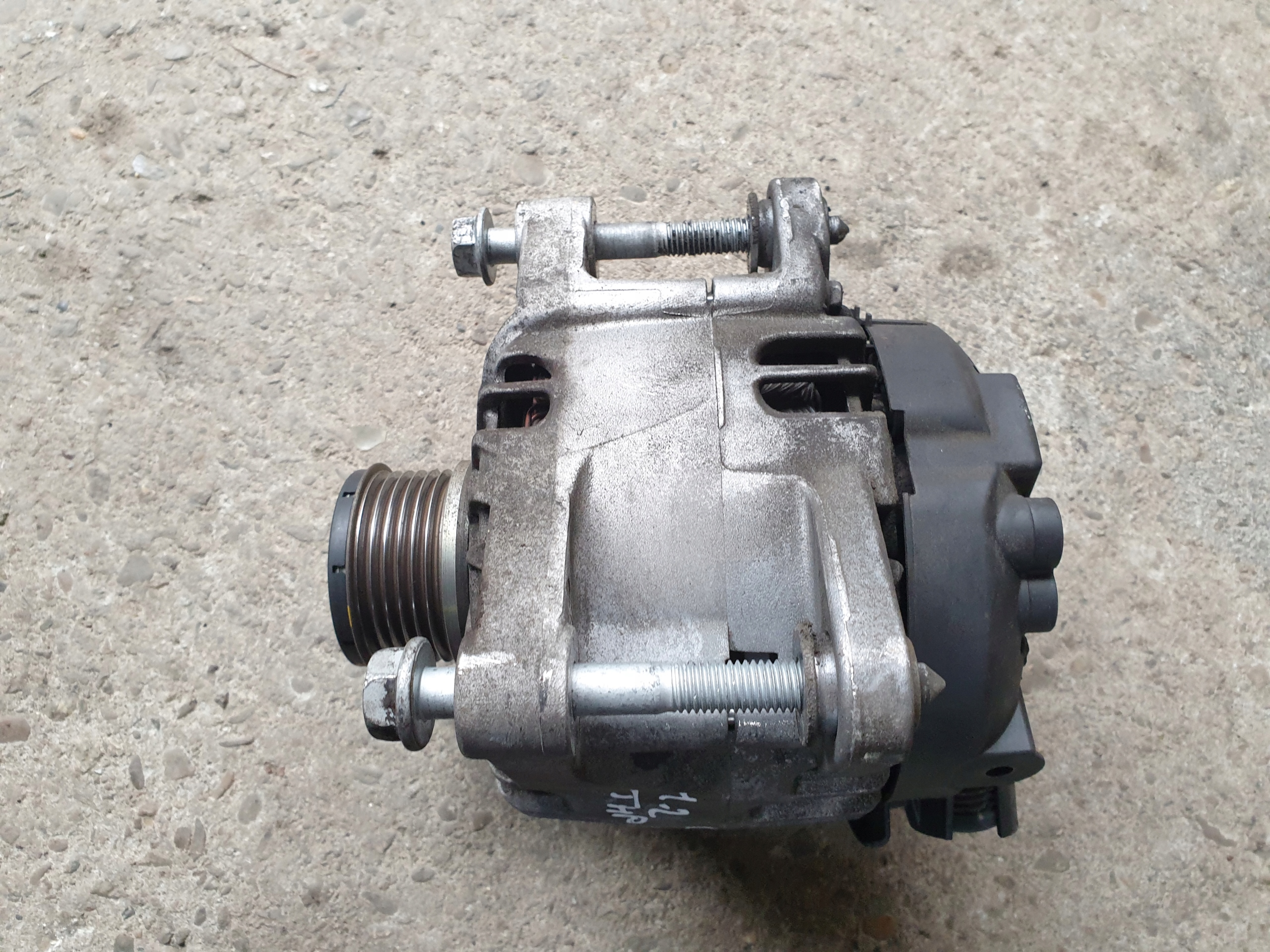 ALTERNATOR 1.2 THP 9818677980 CITROEN PEUGEOT