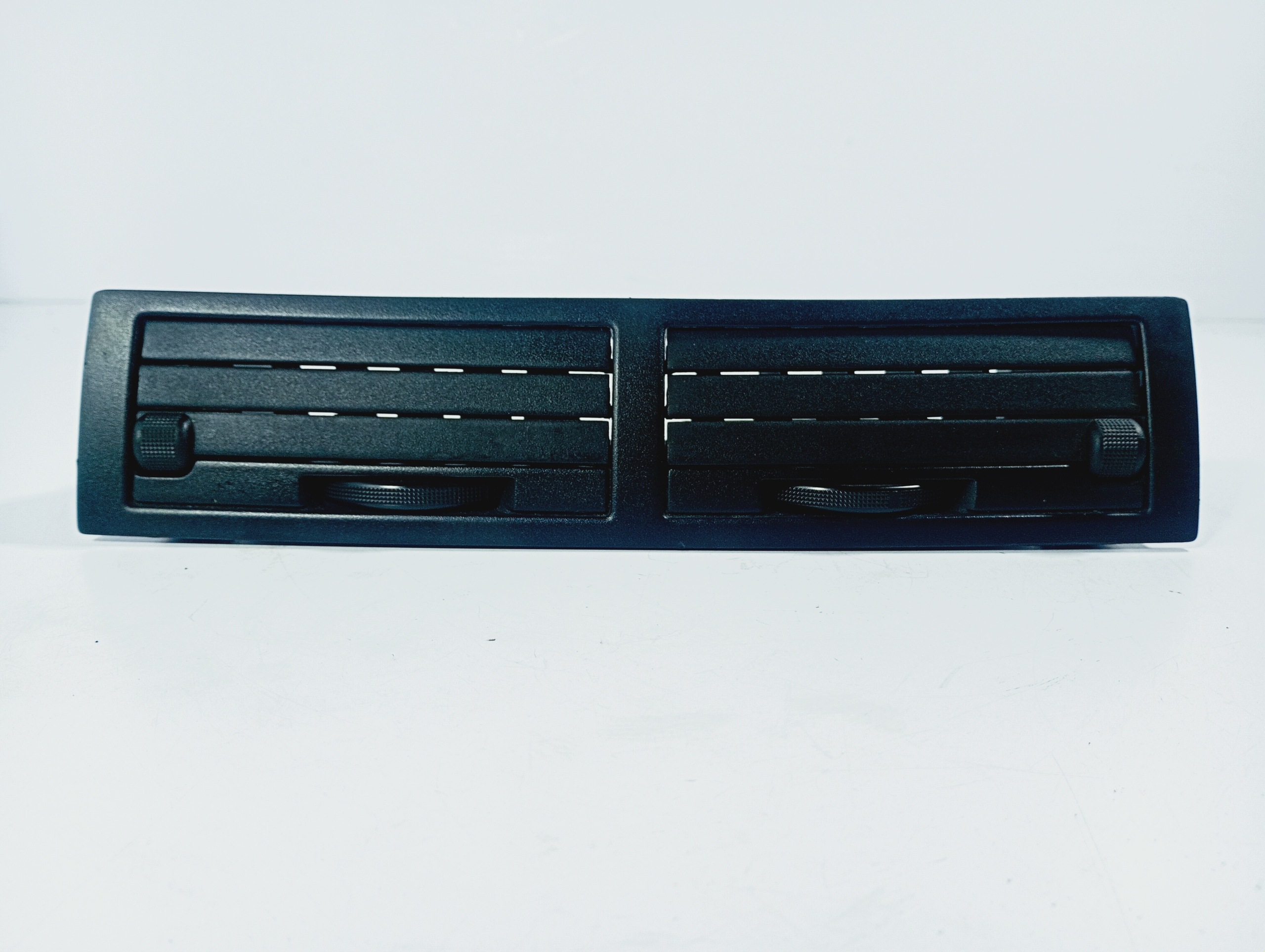 grilles d'aération de l'air central Mazda II 2 03-07