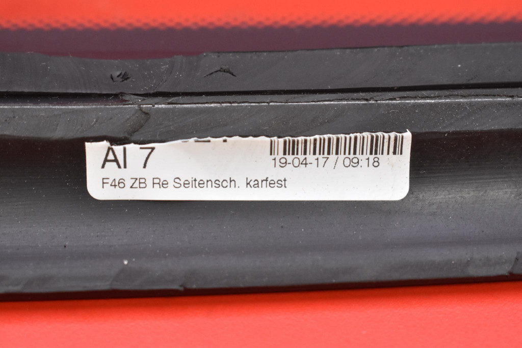 window bodywork right rear part BMW F46 GRAN TOURER 18-21