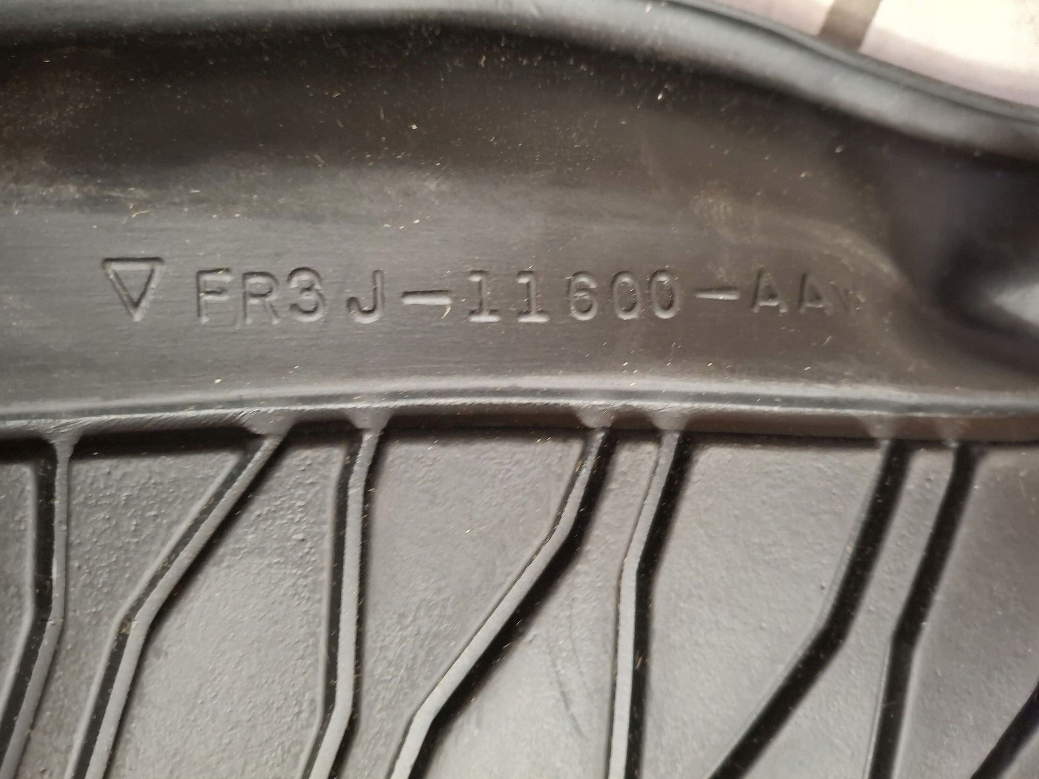rubber boot mat FORD MUSTANG VI 2014R->