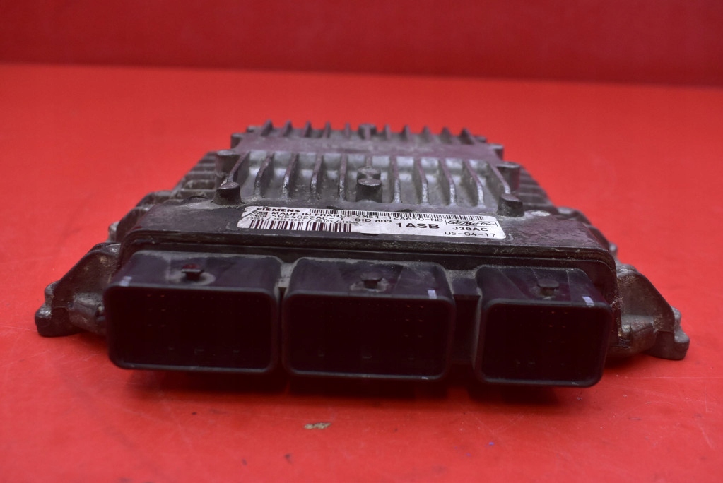 control unit computer of the engine 5M51-12A650-NB 5WS40228C FORD FOCUS MK2 2.0 TDCI
