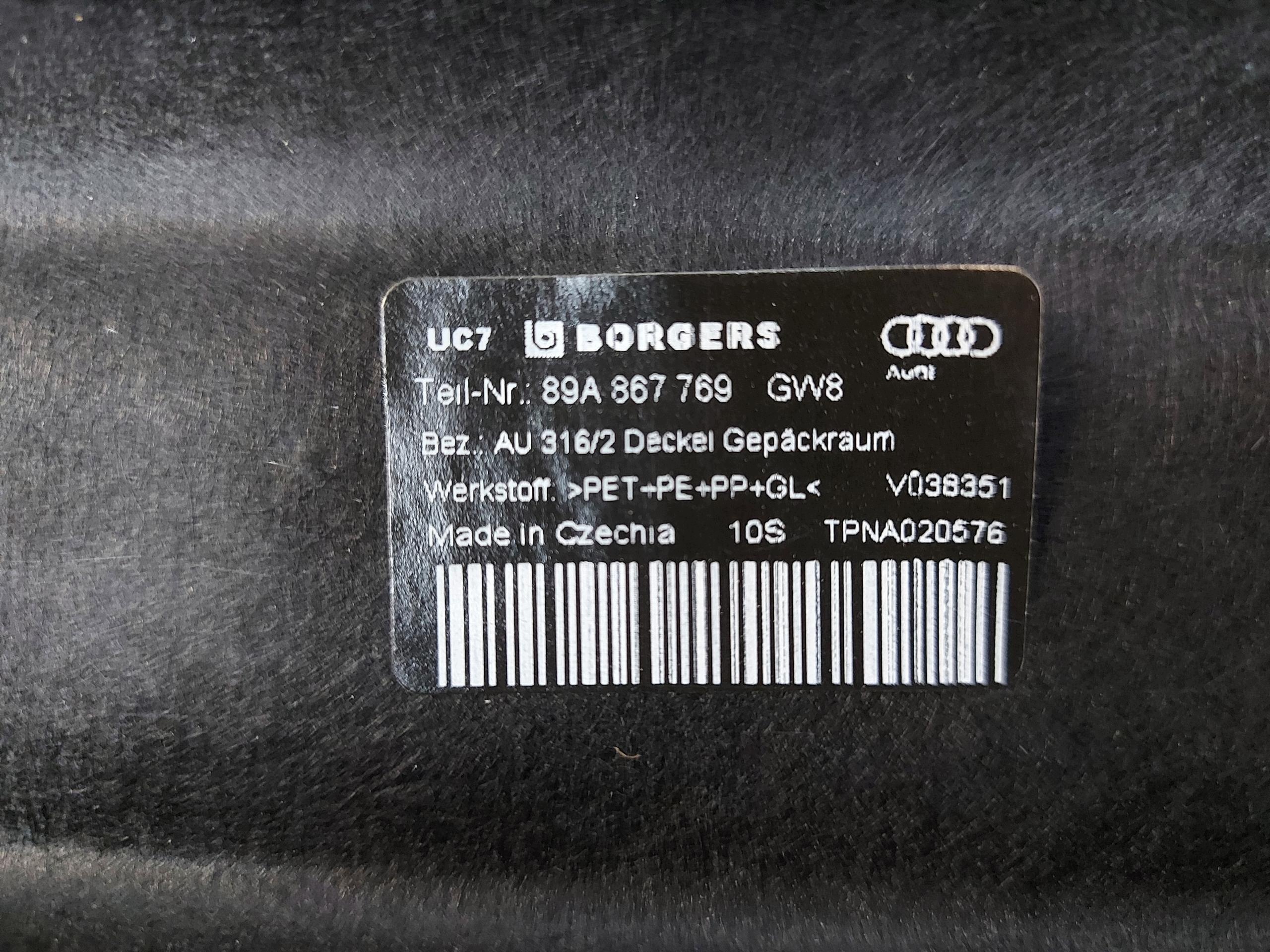 Audi Q4 89A 45 E-TRON , SUV, 2023 plato boot rear part 89A867769