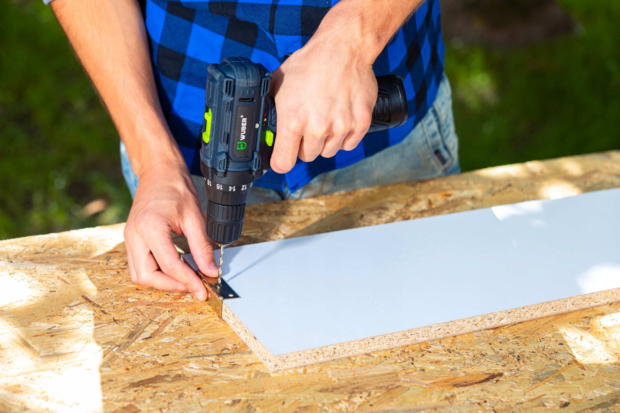 WIERTARKO WKRĘTARKA AKUMULATOROWA DUŻY ZESTAW 2X AKUMULATOR + WALIZKA Typ akumulatora Li-Ion