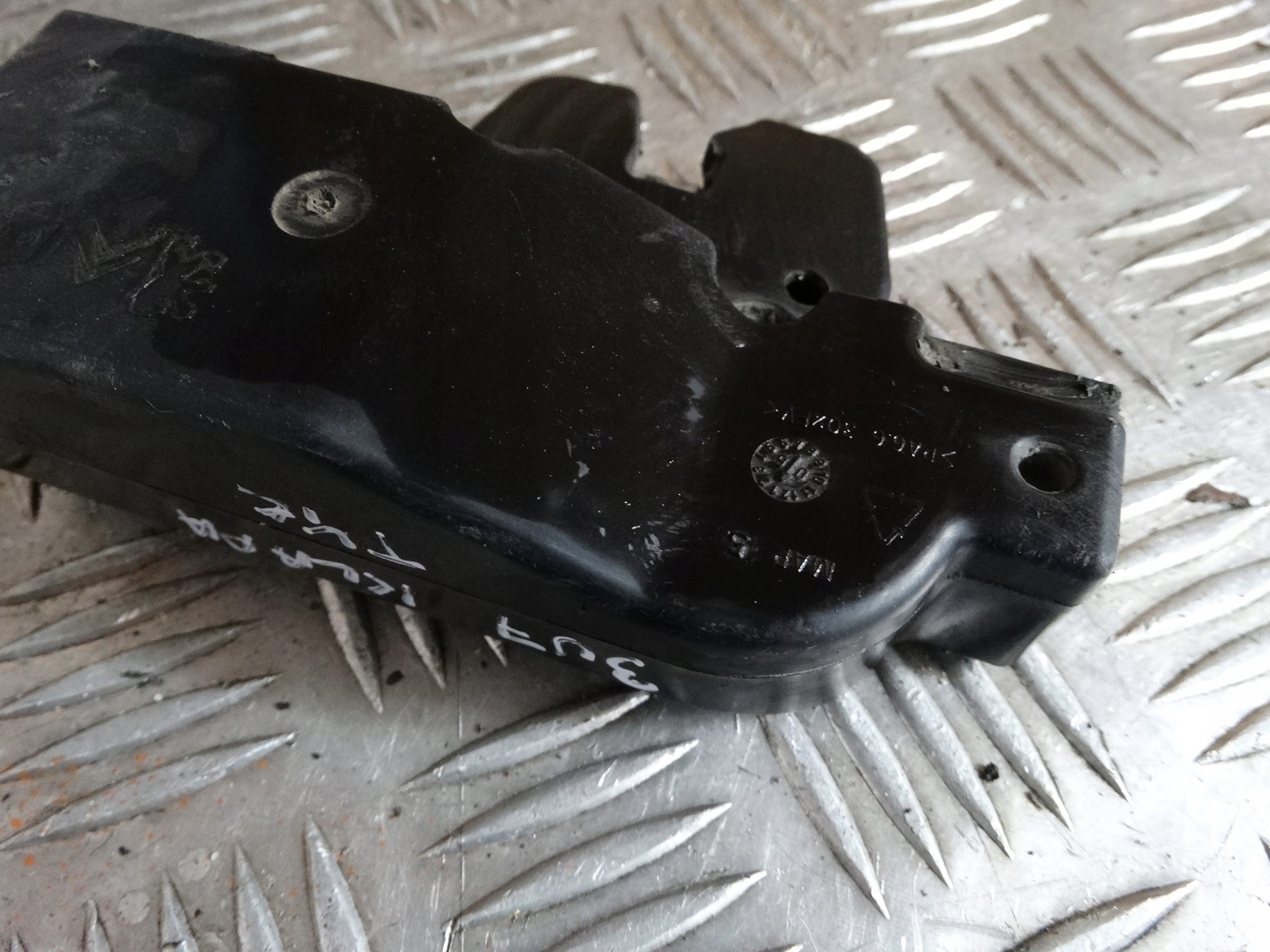 lock bonnet rear part PEUGEOT 307 9652301980