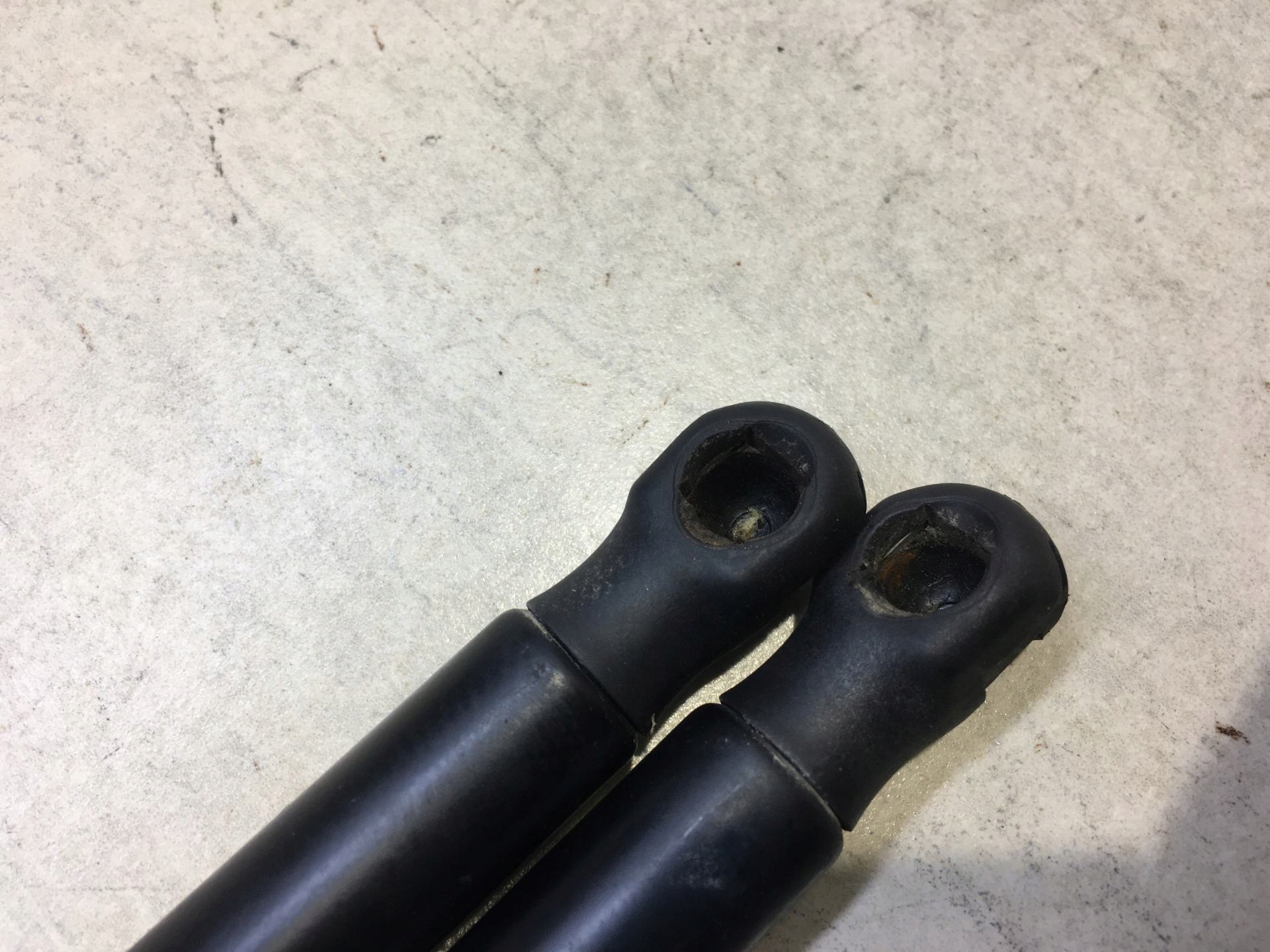 damper bonnet boot FOCUS MK2 KOMBI
