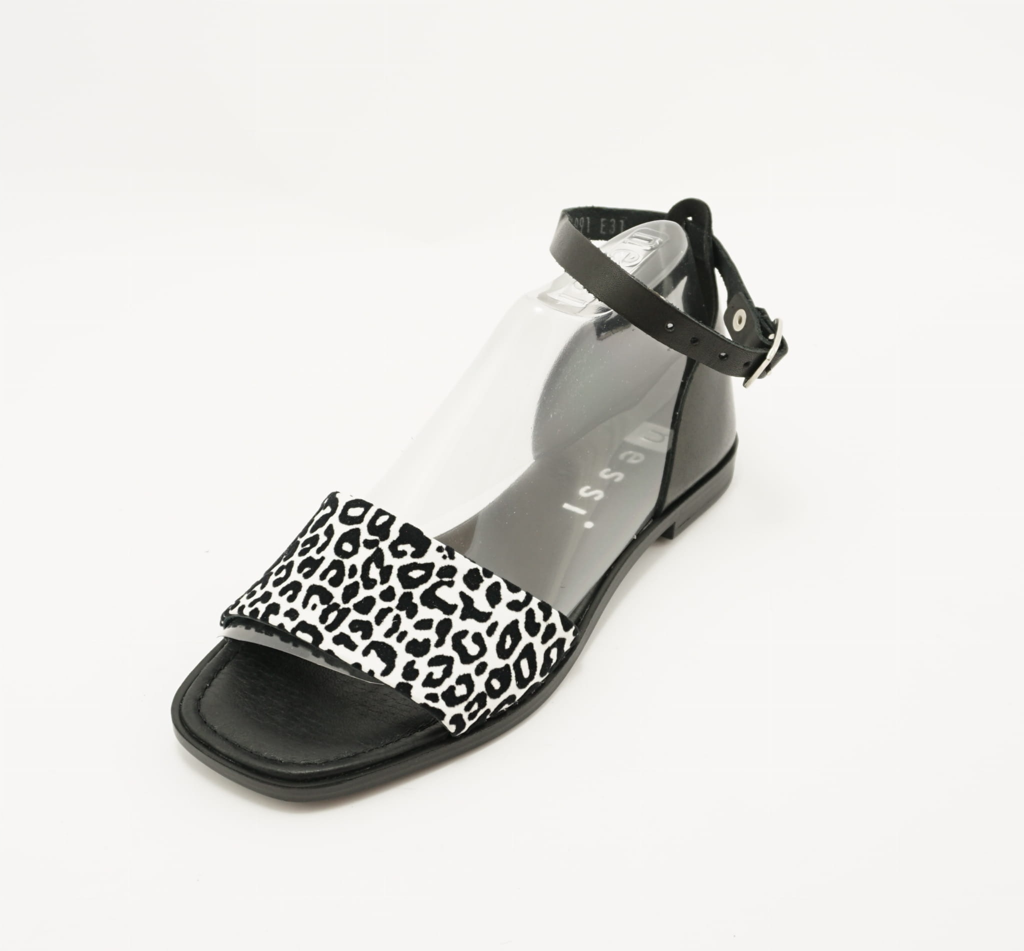 Sandały Nessi 21065 czarny biały Rozmiar 36