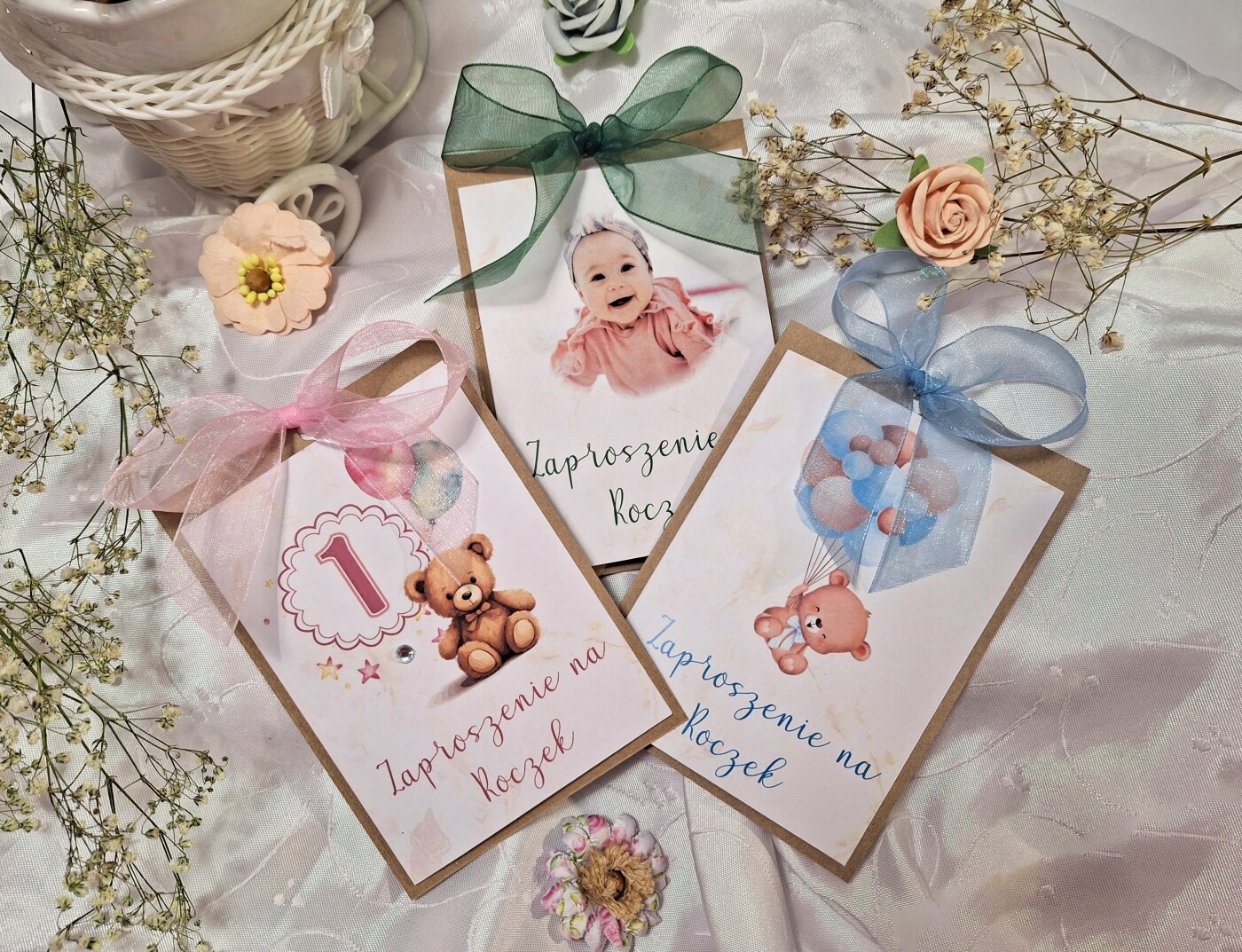 Zaproszenia na Roczek ze zdjęciem miś balony Wysokość produktu 14.7 cm