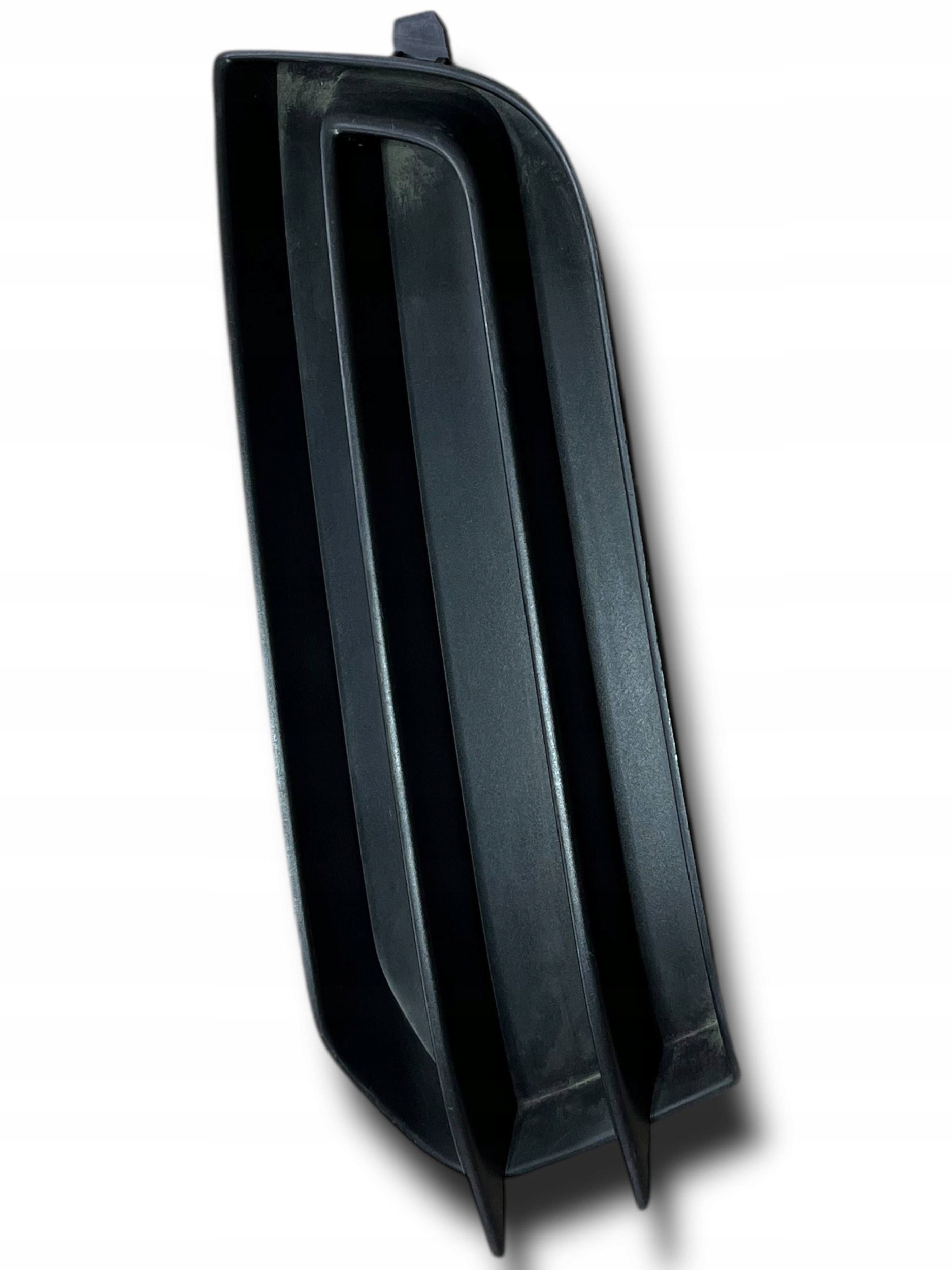 AUDI A1 8X0807682 grid of a bumper right side !J