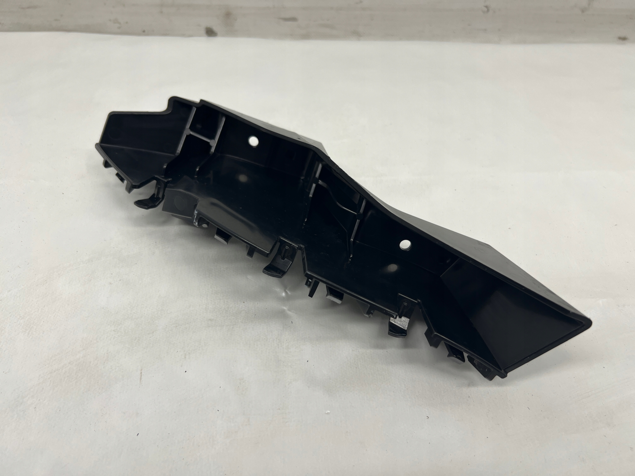 Ford Kuga MK3 bumper bracket left rear part LV4B-17E851-D