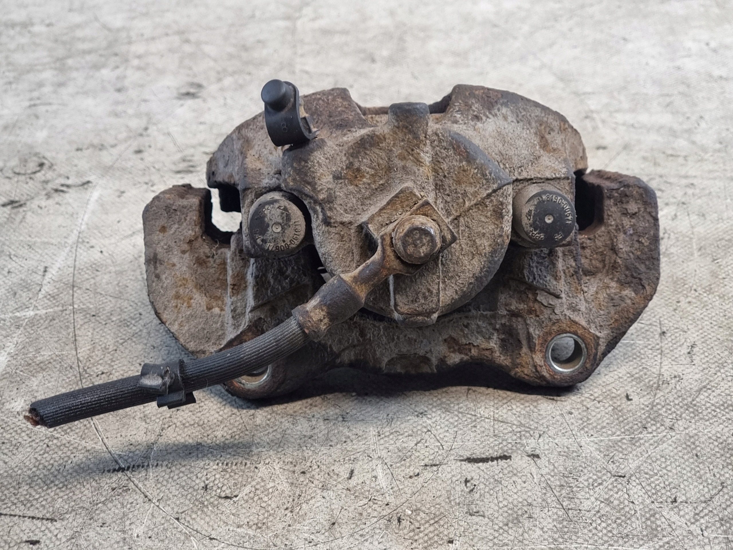 caliper brake left front OPEL ASTRA H 1.7 CDTI 74kW 05r