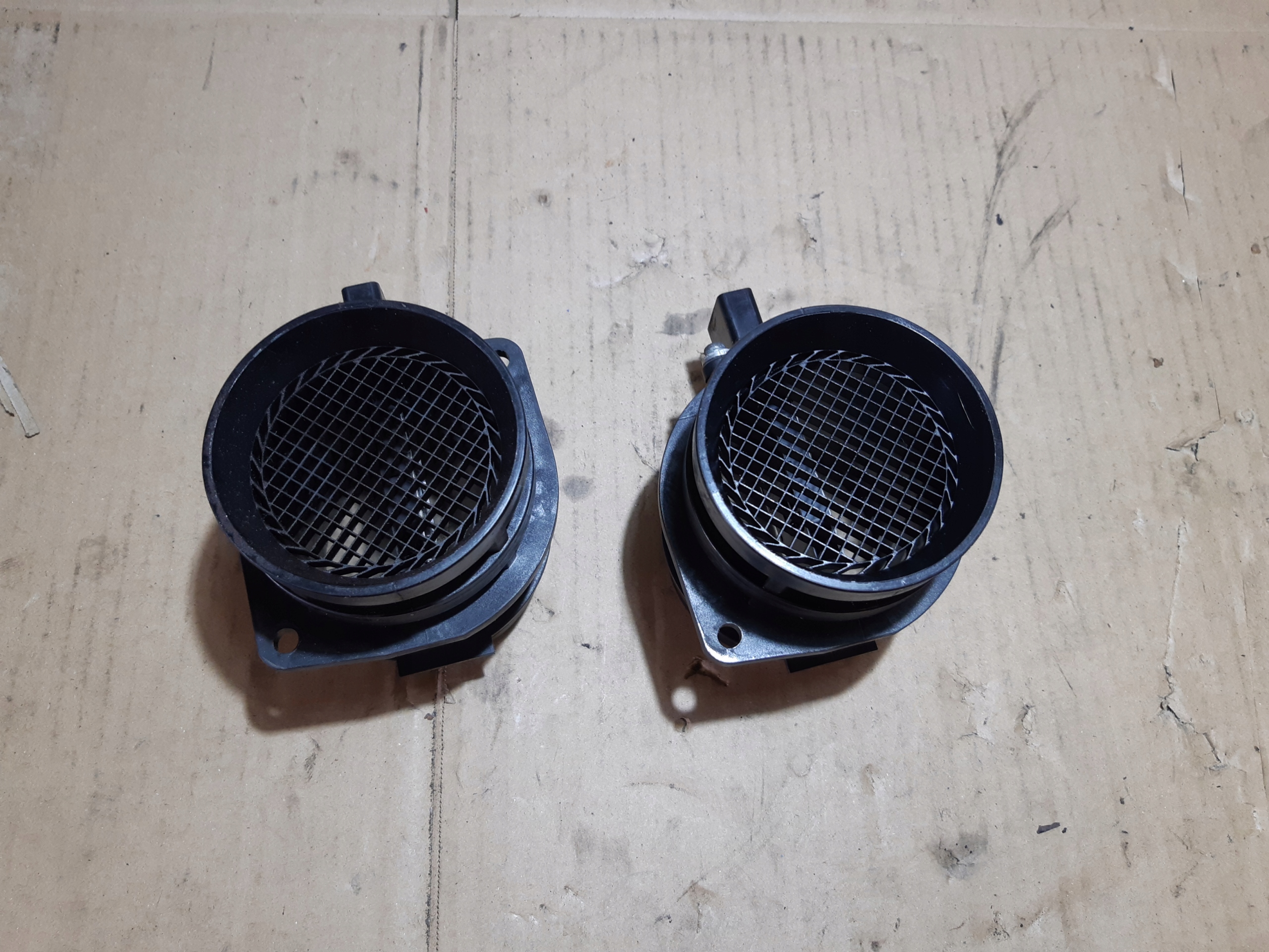 AUDI Q7 4L 4.2 TDI Luftmassenmesser luft 06J906461B