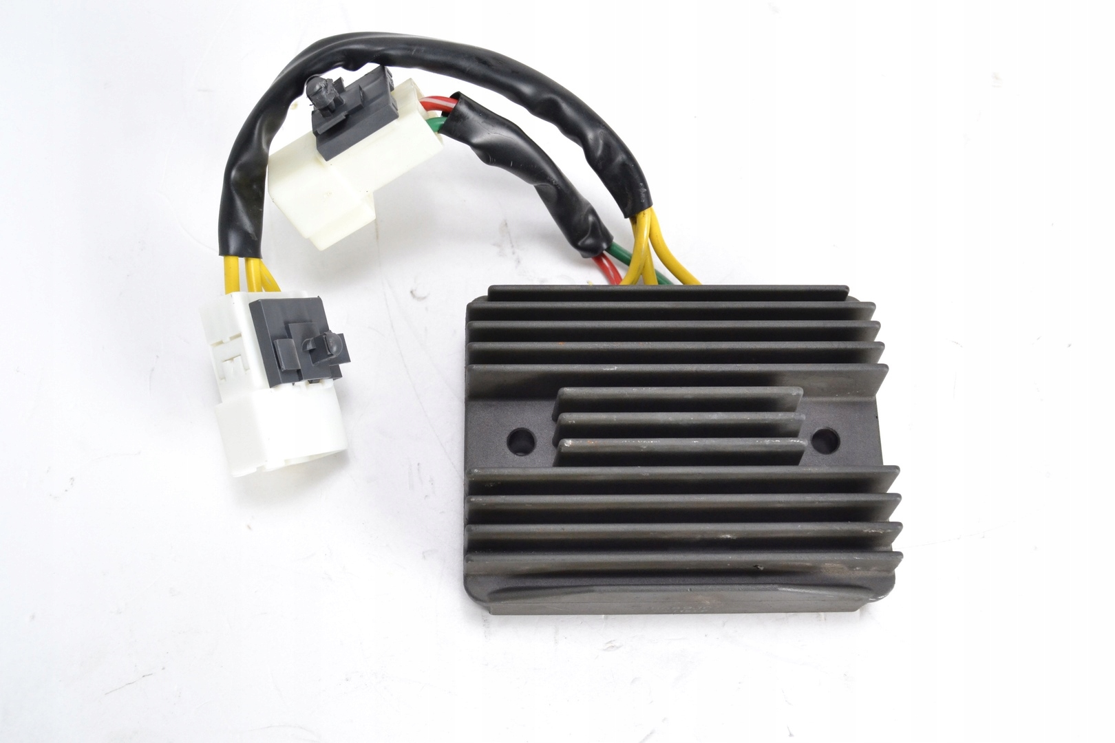 Регулятор напруги PIAGGIO MP3 300 YOURBAN