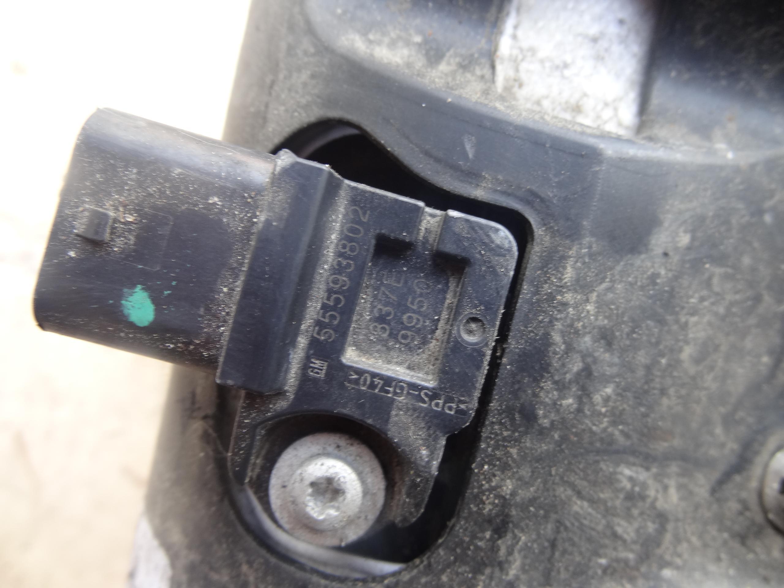 коллектор Впускный opel MOKKA a 1.6 55569989 1052156S02 55593802 55569991