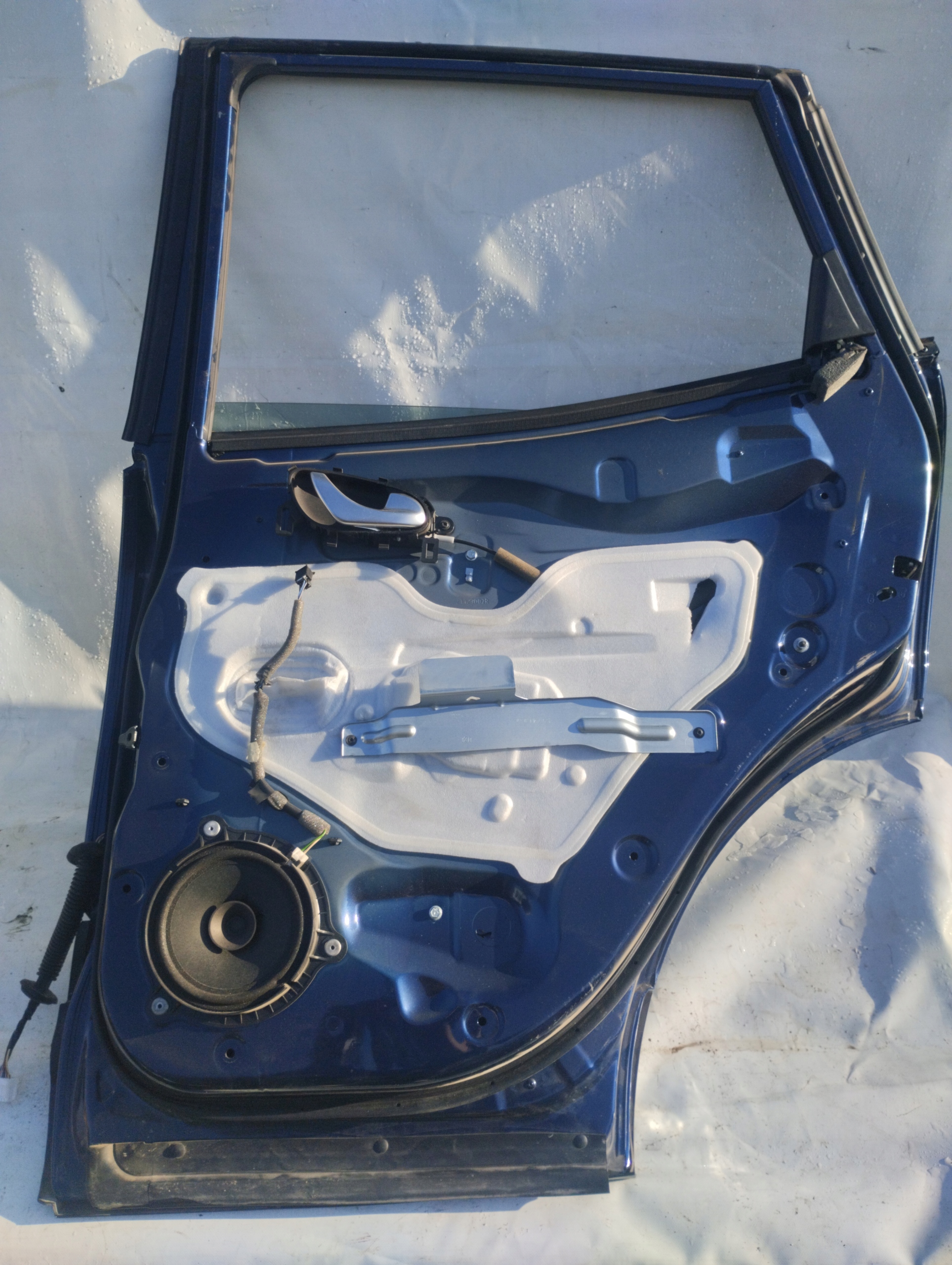 RENAULT KADJAR door rear part rear. right