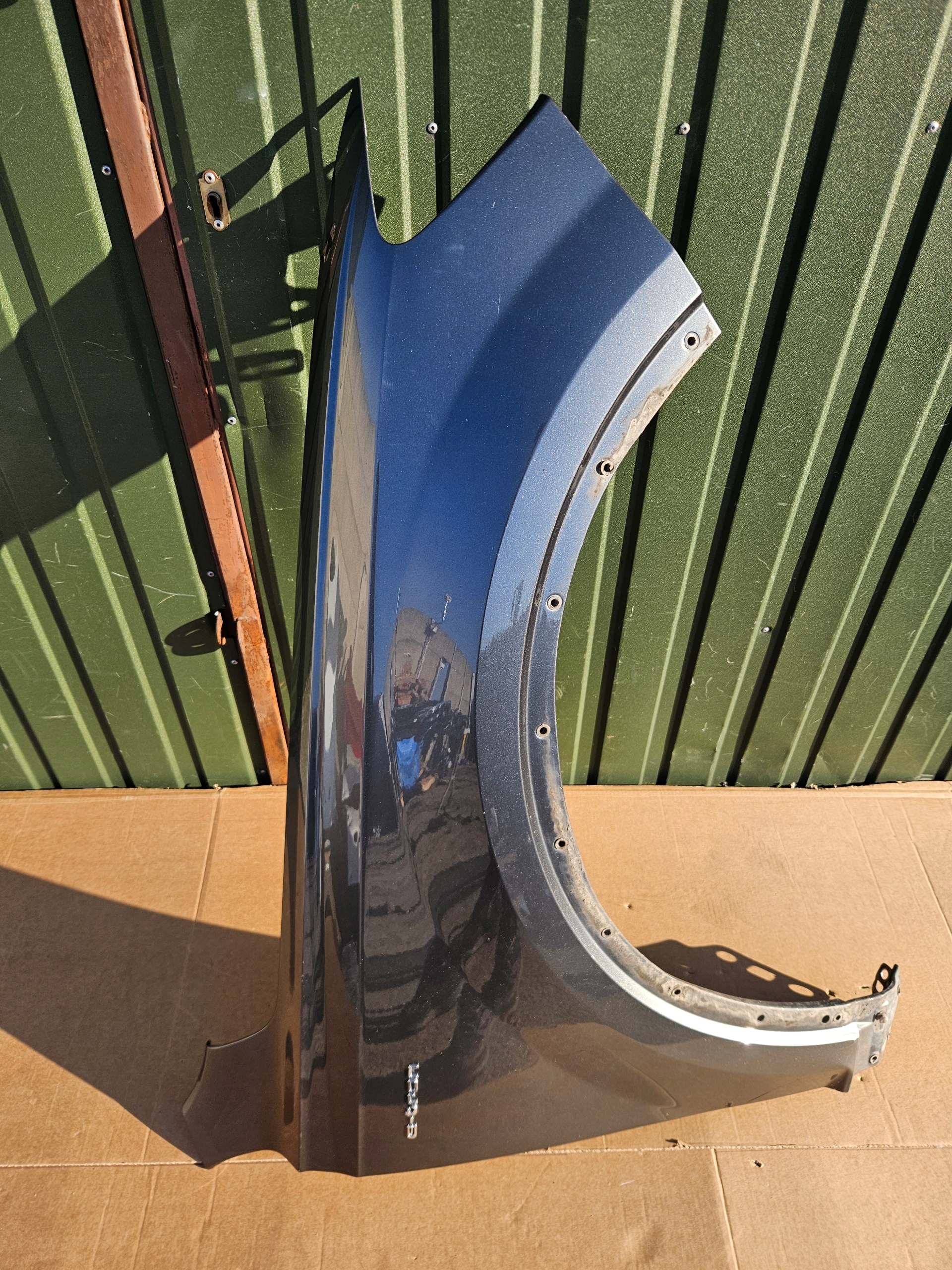 Audi Q7m0 Е-трон Крыло Перед Передний Правый