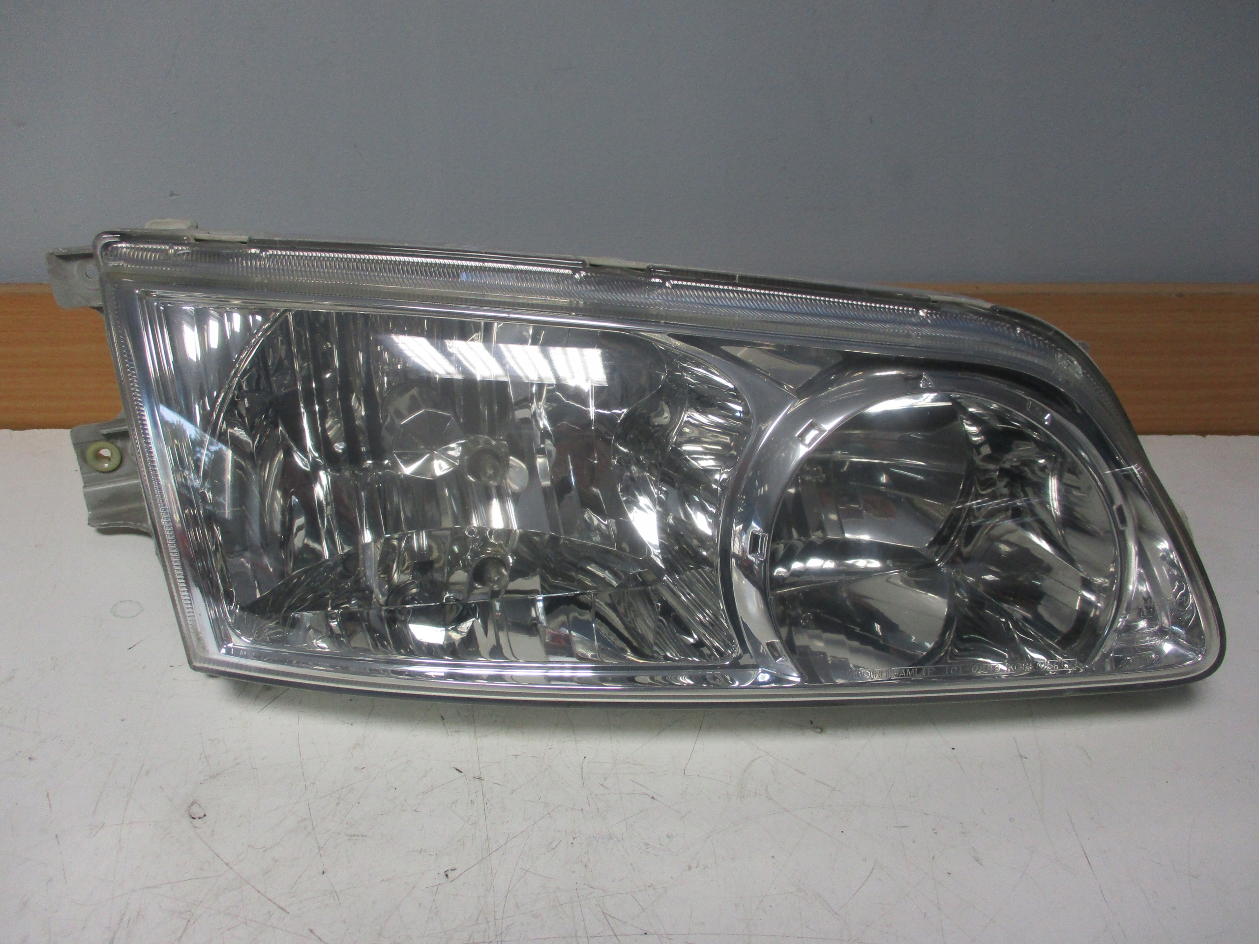 light front right Hyundai H1 01-07 EU