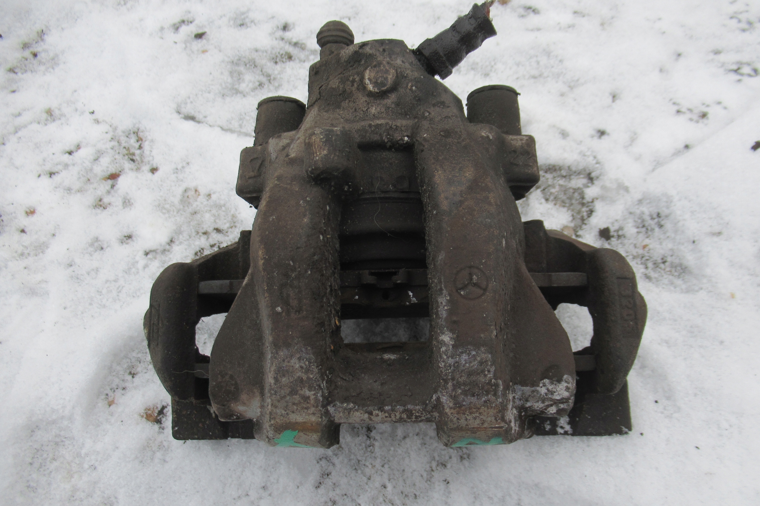 MERCEDES W212 2.2 CDI caliper brake left rear part