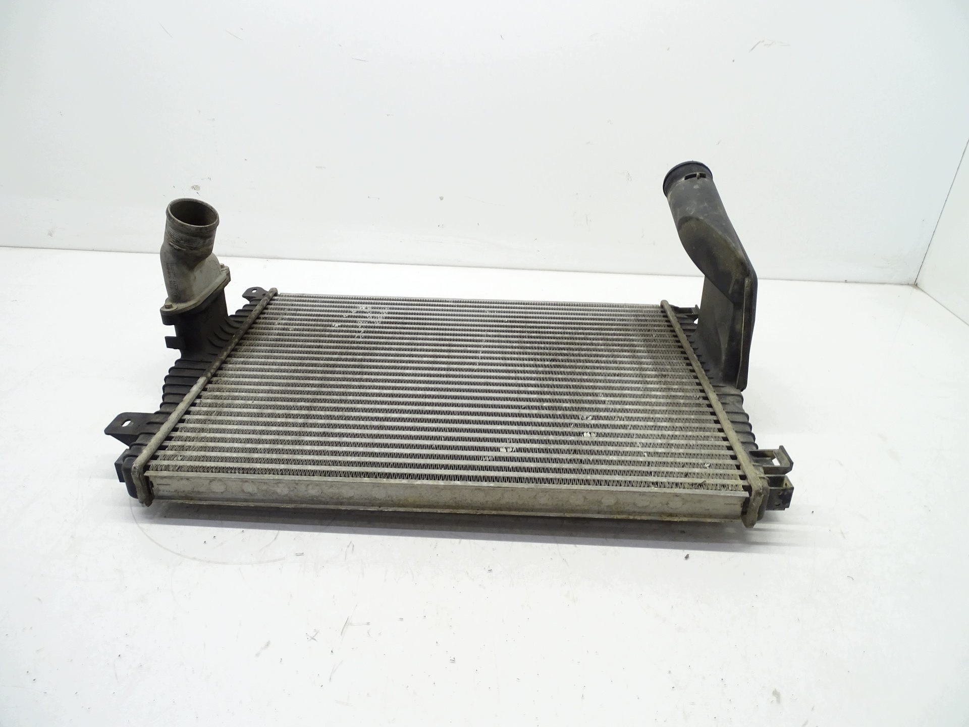 Kühler luft INTERCOOLER JAGUAR XJ X351 AW93-9L440-AA