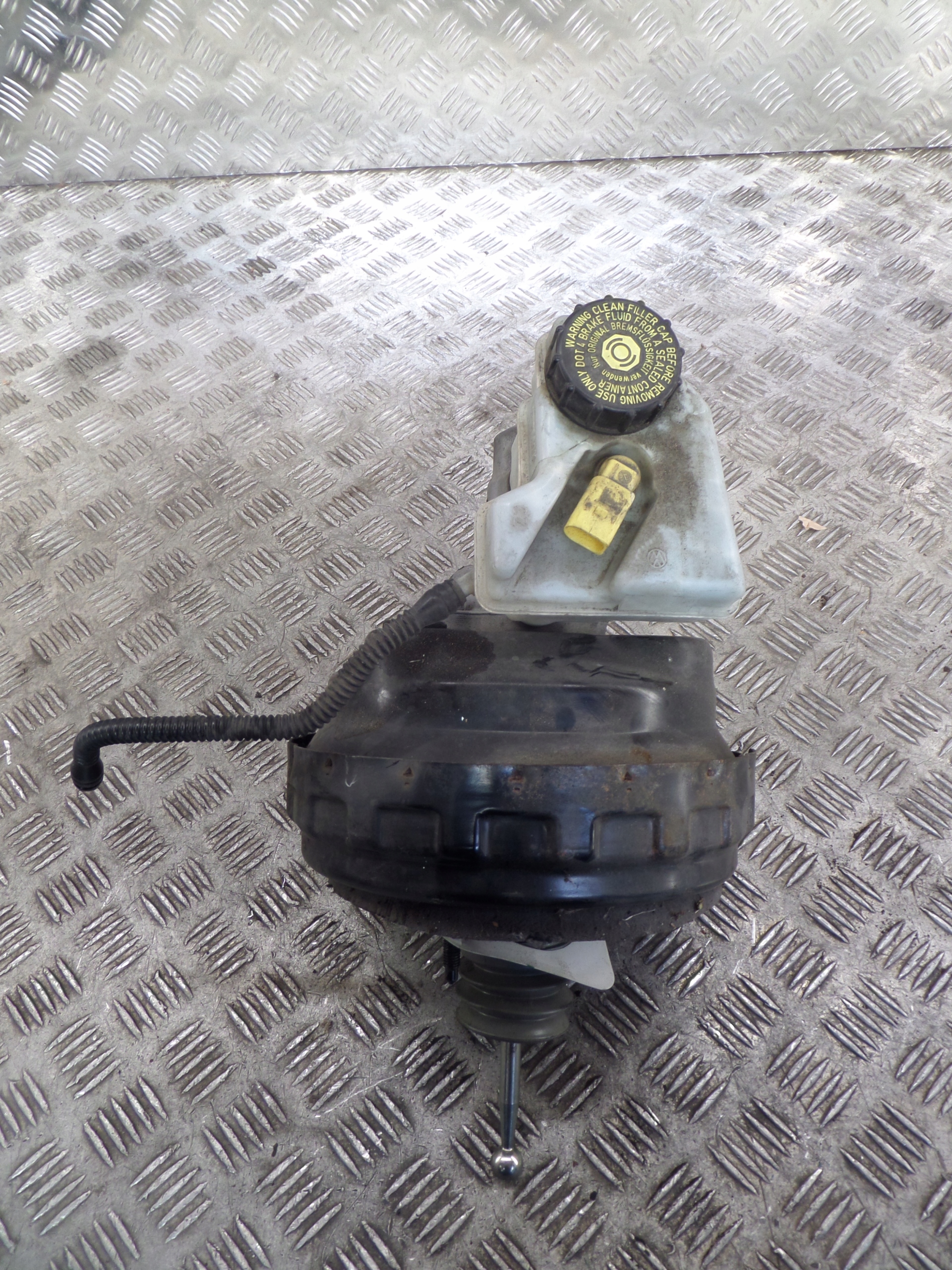 servo pump brakes SEAT 6C2614105