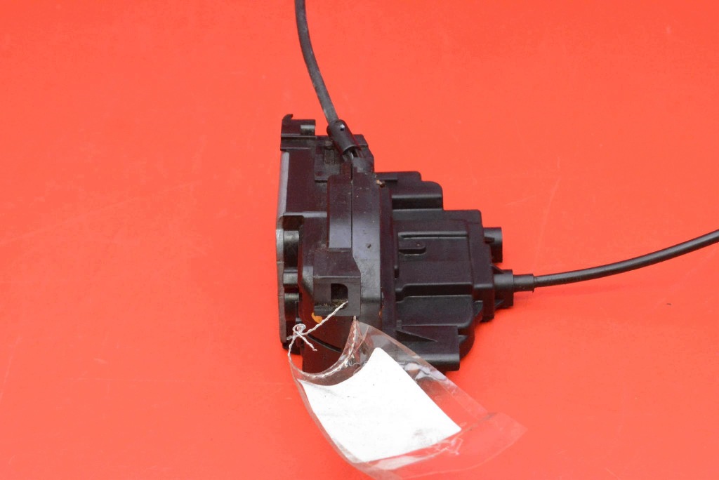 lock door right front front EU 805020001R RENAULT MEGANE 3 III 08-12
