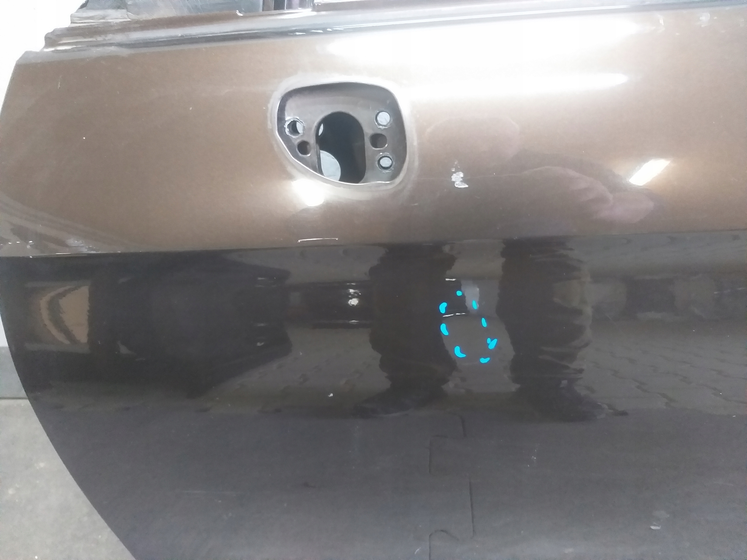 DRZWI PRZÓD LEWE AUDI A1 8X3 Kolor do lakierowania