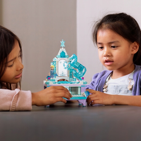 はる LEGO - DISNEY - SZKATUŁKA NA BIŻUTERIĘ ELZY - 41168