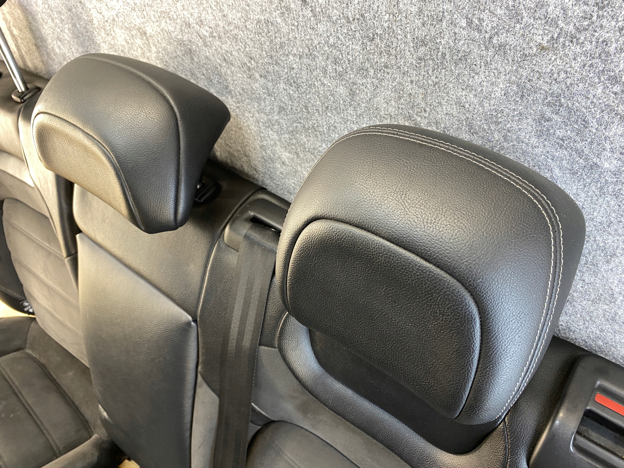 кресла диван CITROEN DS5 11-15 комплект