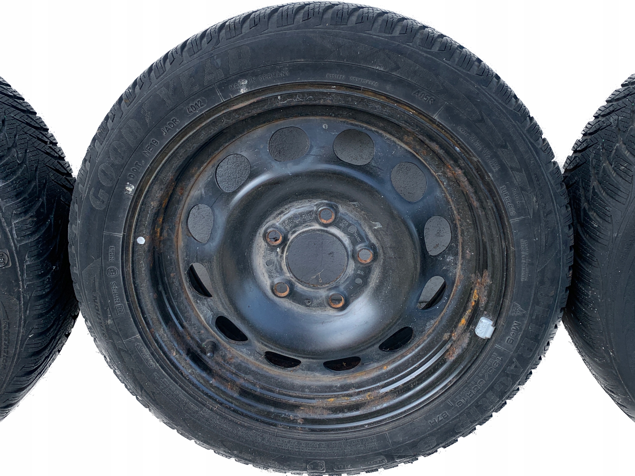 wheels discs tyres decorative disc cover BMW 195 55 16 6777784