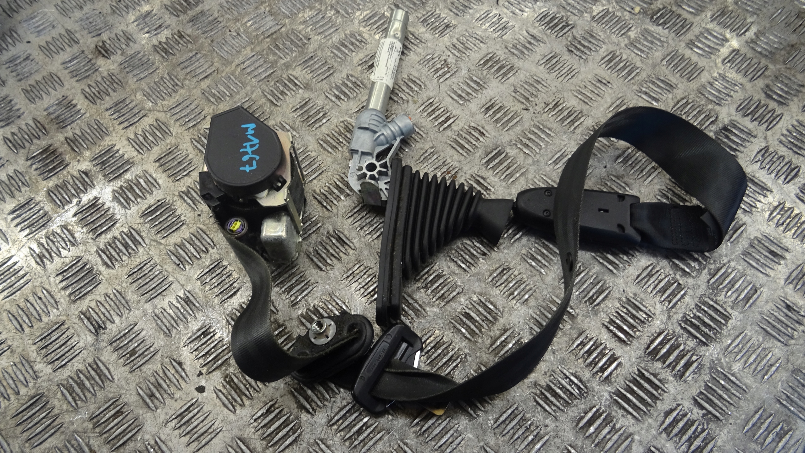 NISSAN QASHQAI J10 support panel for radiators right 86884JD000 UK