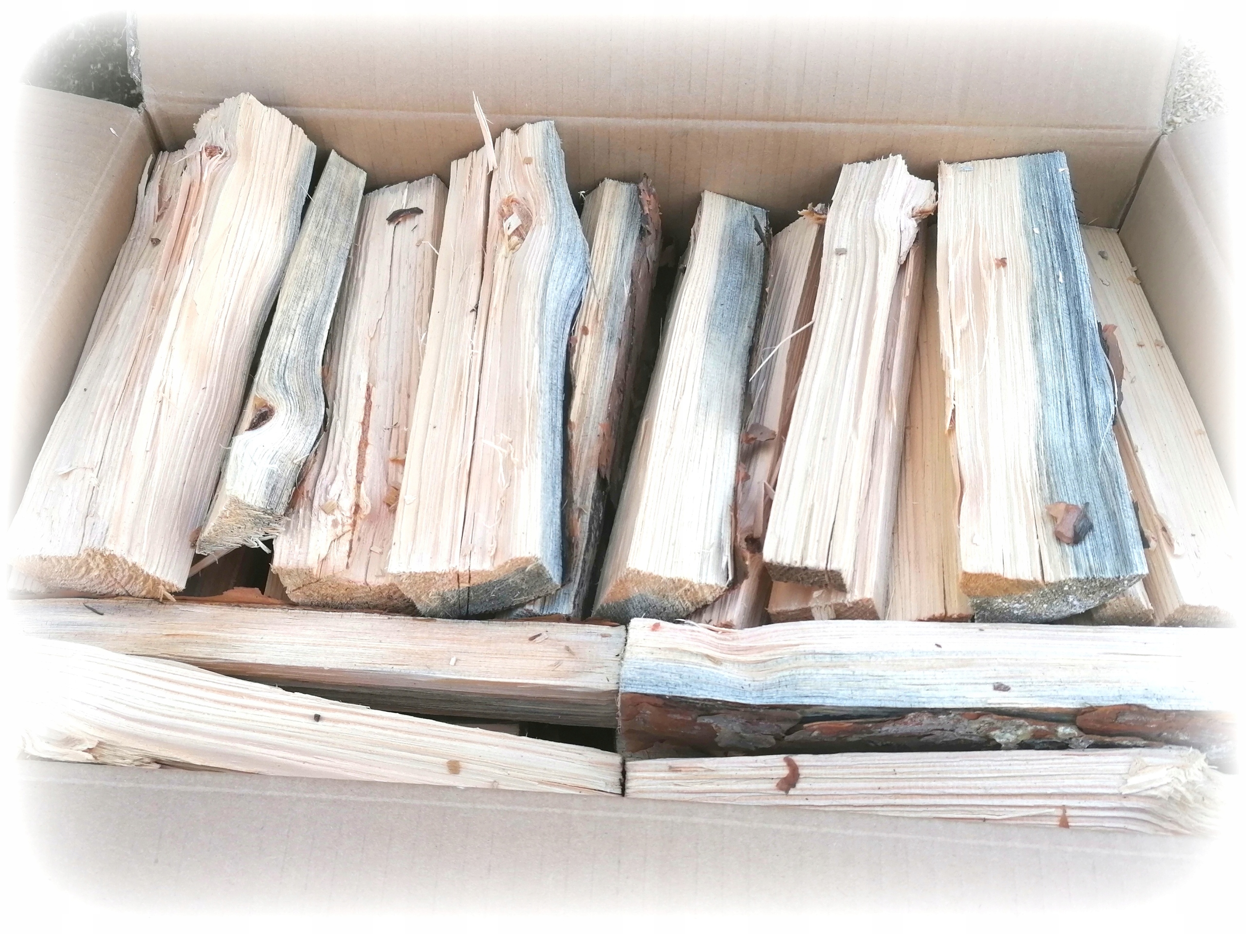 Rozpałka drewno rozpałkowe podpałka suche MIX 30 kg Typ produktu rozpałka