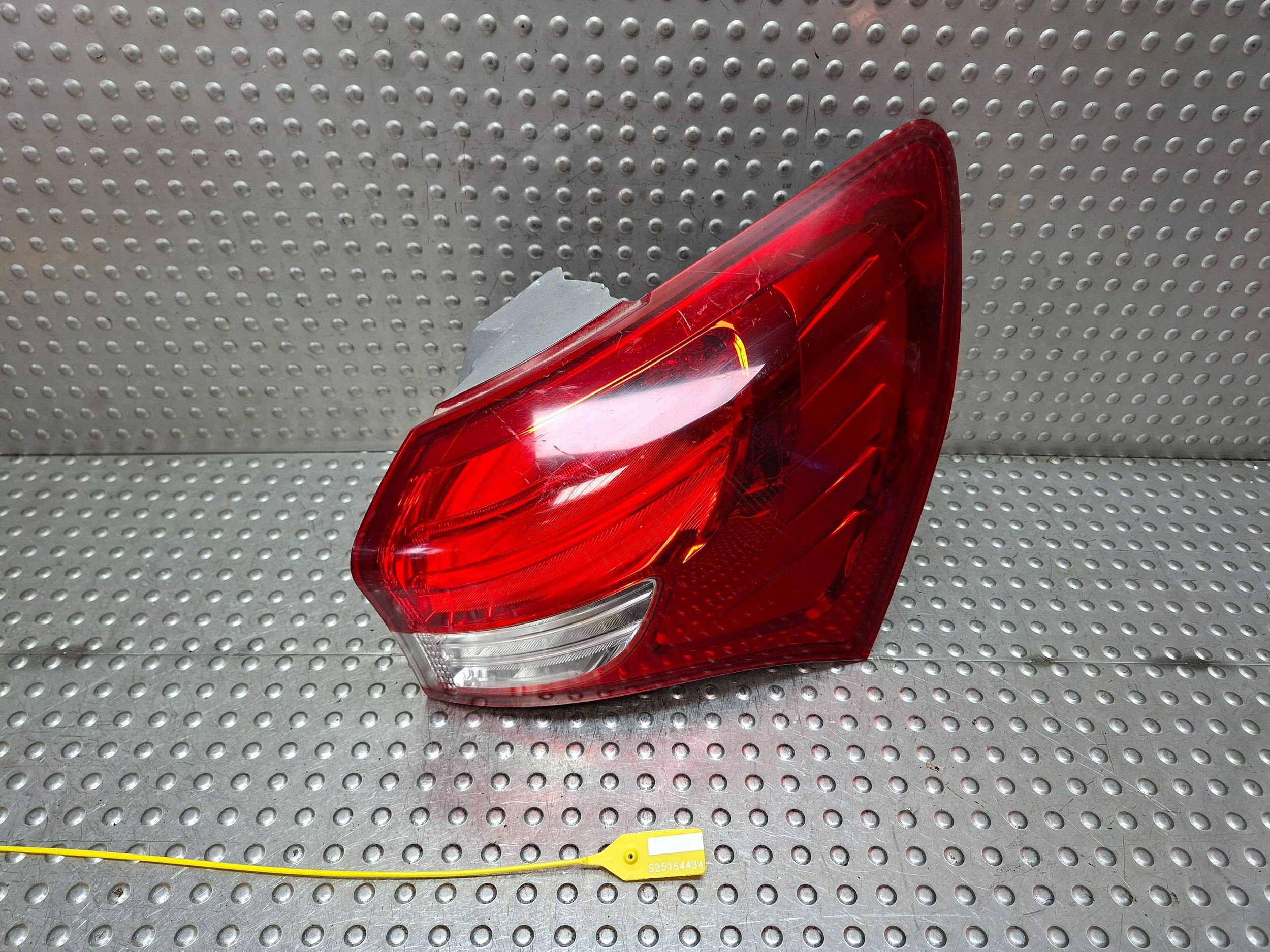 light rear part right HYUNDAI IX20 10-15 EU 92402-1K0