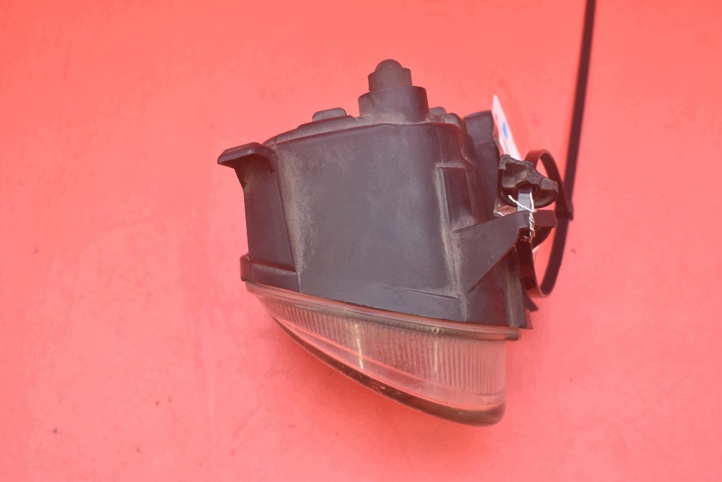 maglenka desni prednji dio prednji 8T0941700 AUDI A6 C7 10-14