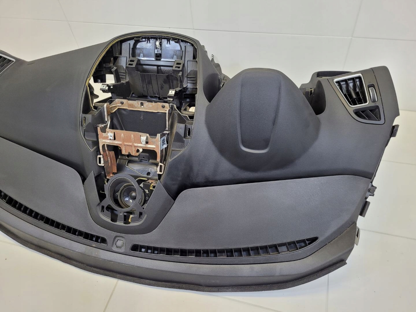 dashboard instrument panel console Ford Kuga 2 2016 1755688