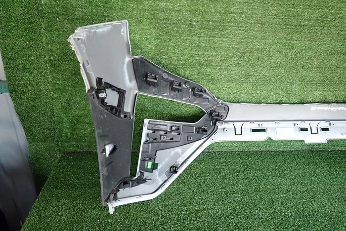 SKODA ENYAQ LIFT 25- front bumper front