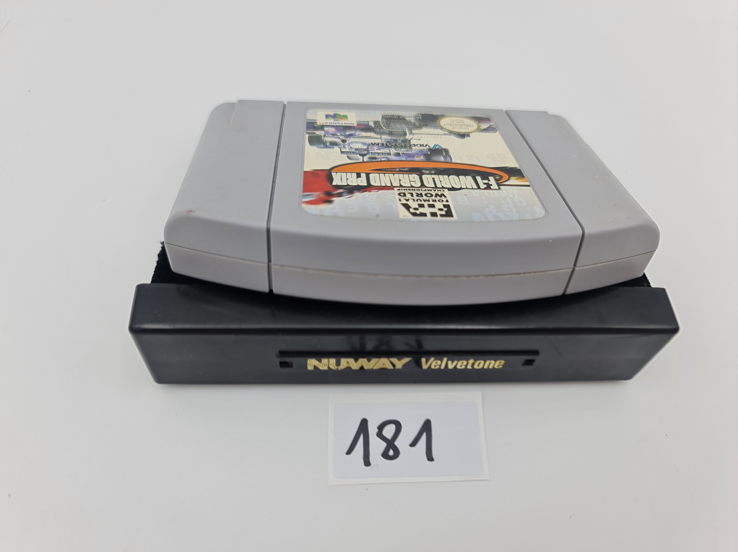 NINTENDO 64 F-1 WORLD GRAND PRIX Producent Nintendo