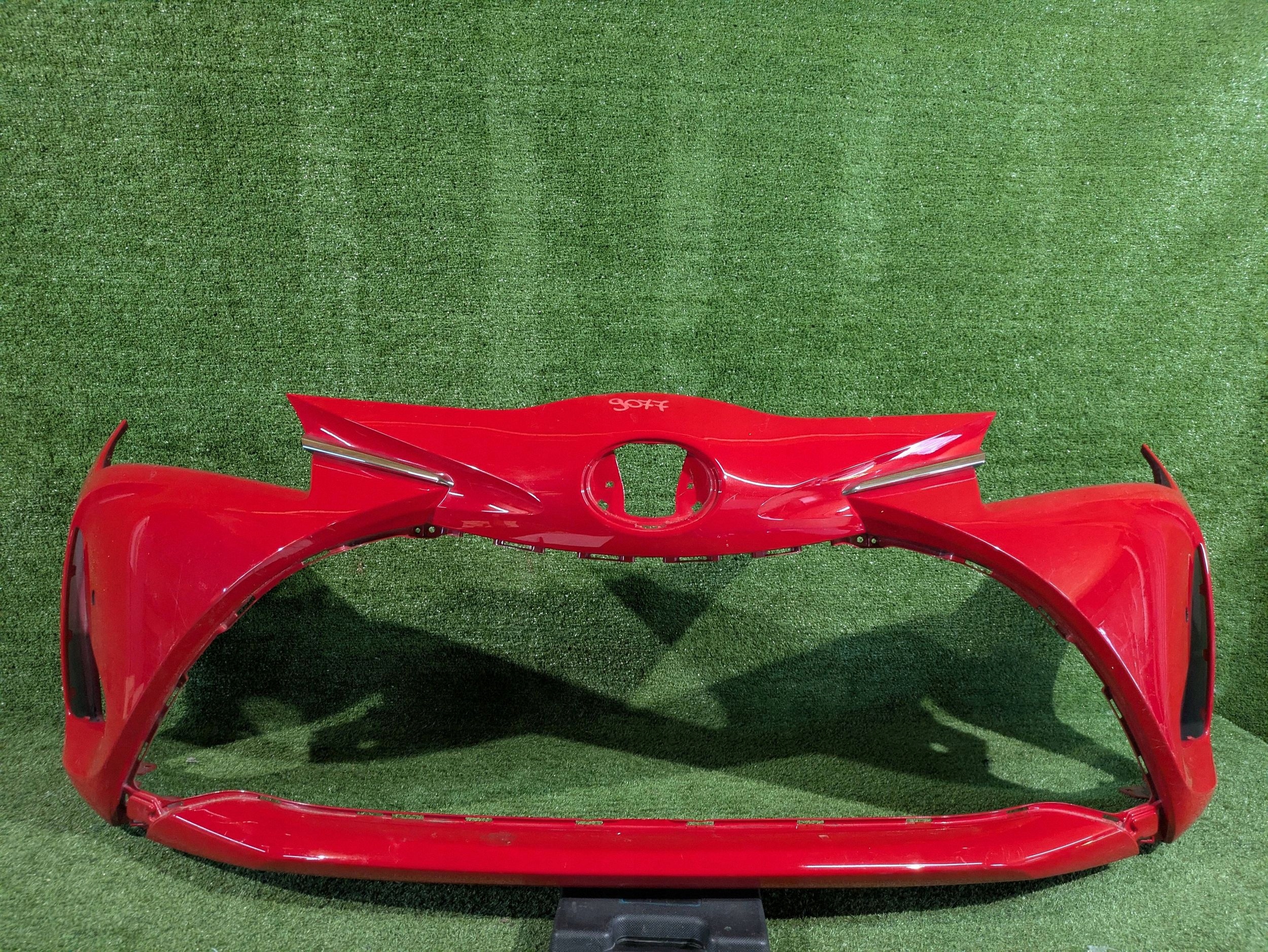 front bumper front TOYOTA YARIS III LIFT 17- NR.Z9077