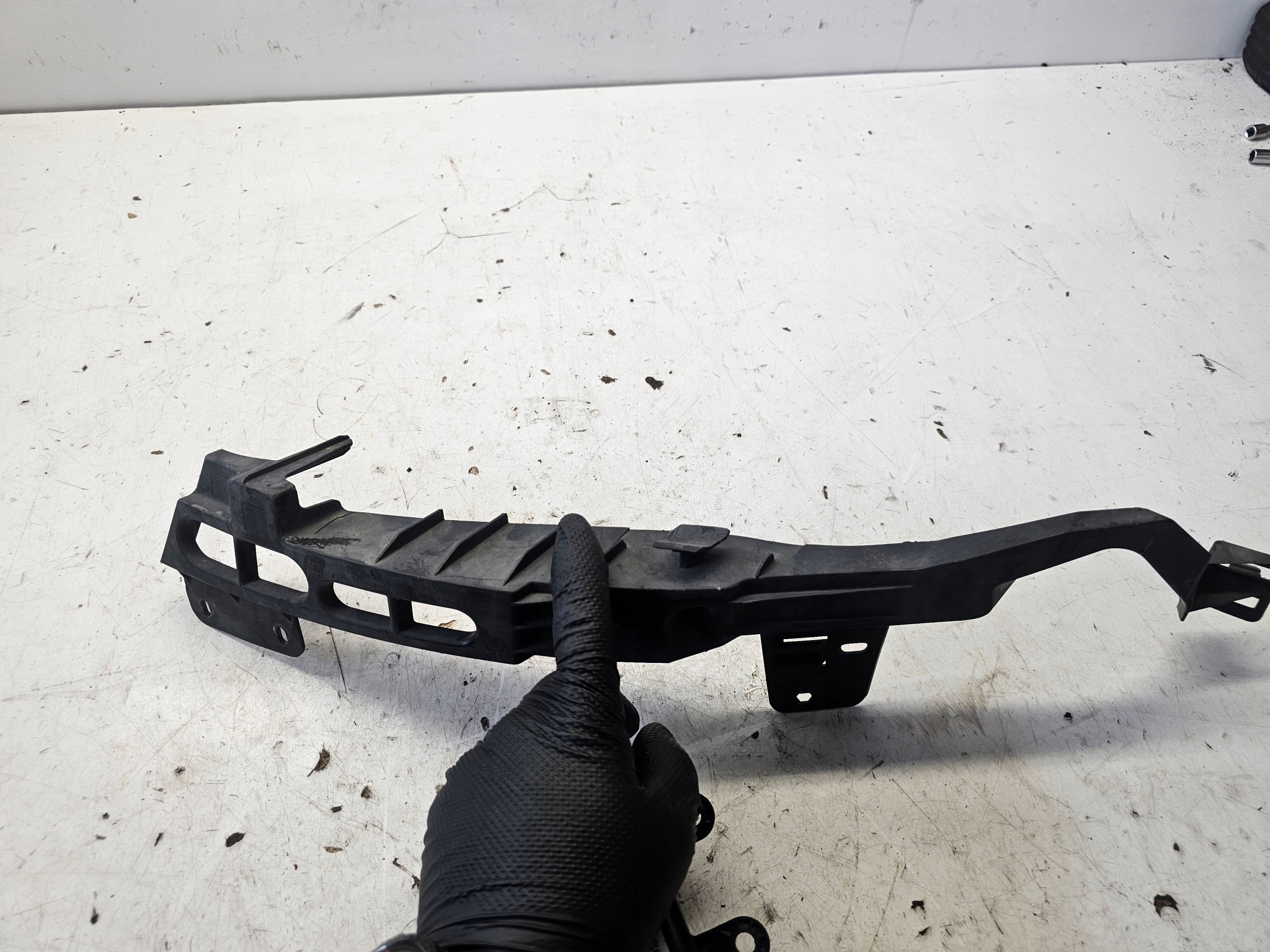 OPEL ASTRA J LIFT rear light holder left front front original