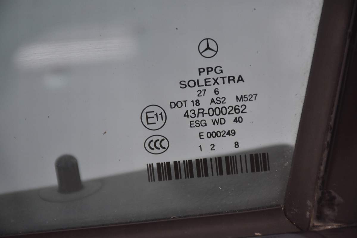 dveře přední předek levé MERCEDES E W211 LIFT