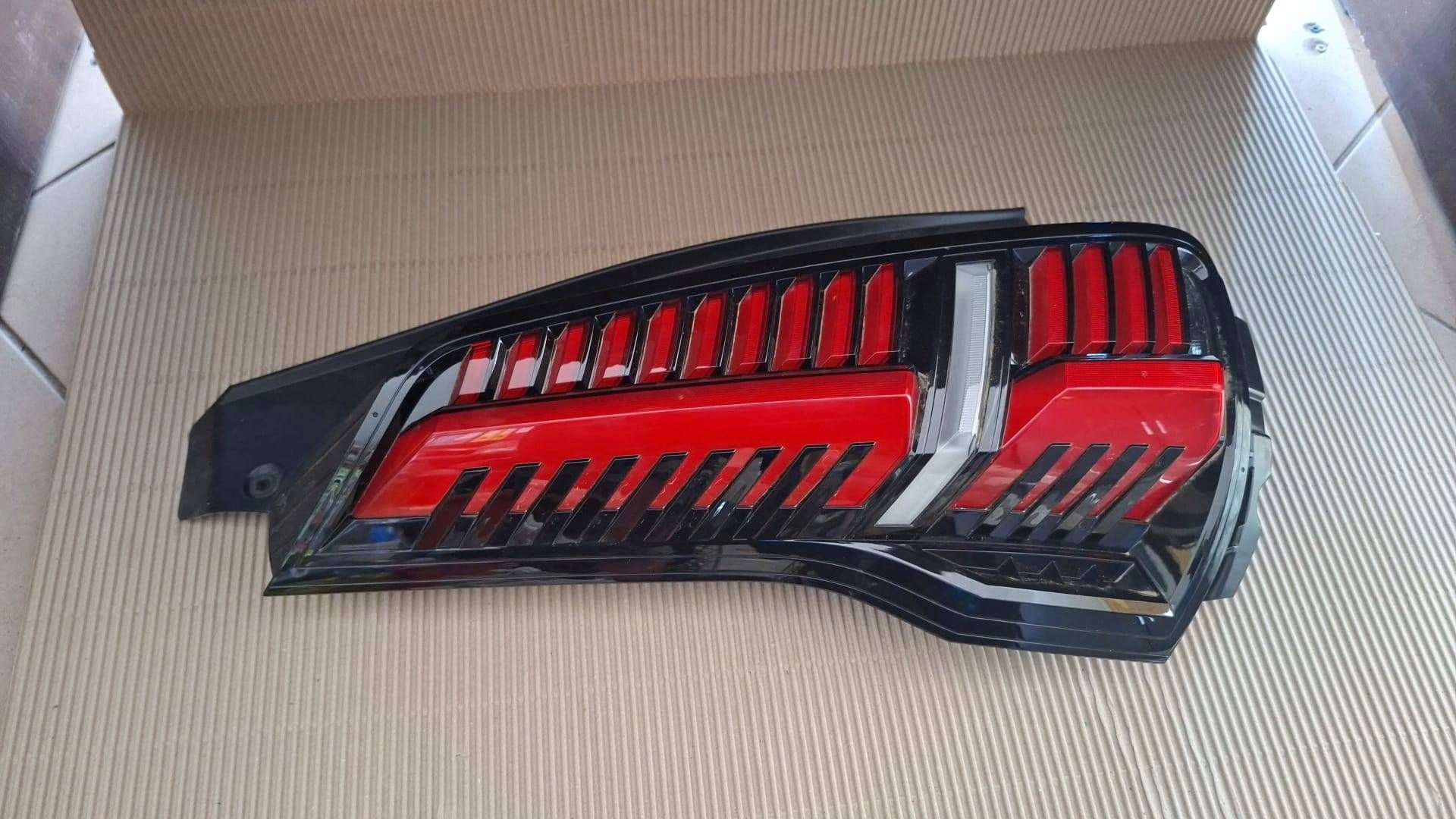 light rear part side right Renault 5 E-Tech 265558909R