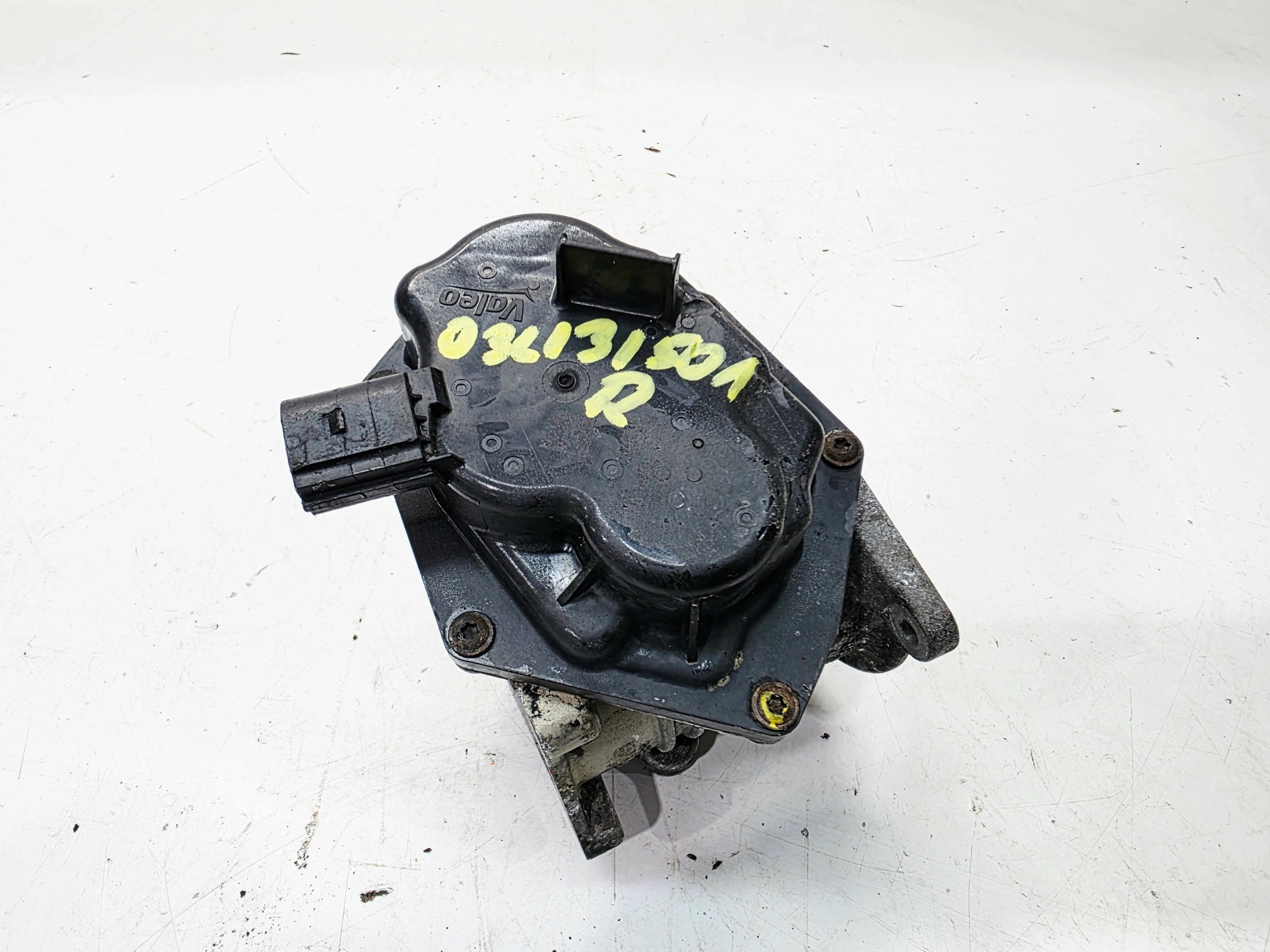 EGR valve VOLKSWAGEN CRAFTER 2.0 TDI 03L131501R