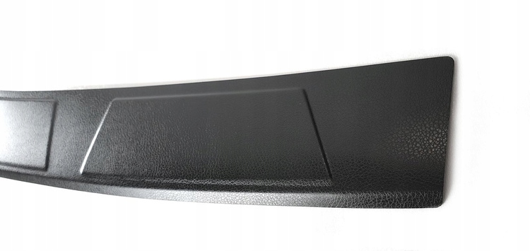 Zderzak 4 TRAPEZ BMW seria 5 G31 Kombi 5 2017- - Black Producent Croni