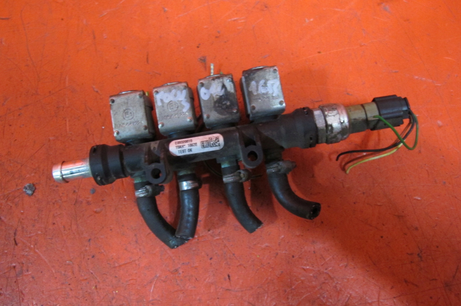 injection ramp gas LPG injectors E09320019